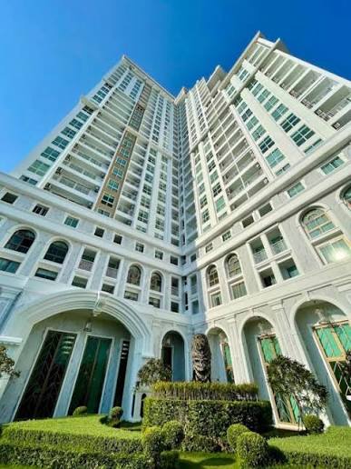 Empire Tower Pattaya Luxury High-Rise