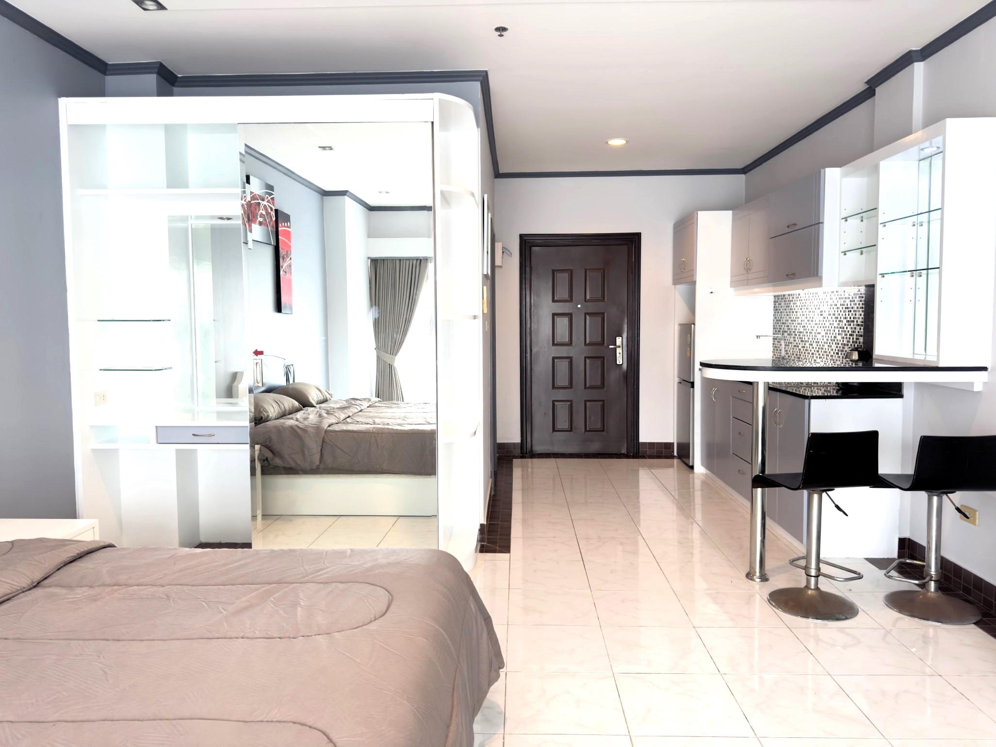 View Talay 8/F8 LARGE LUXURY STUDIO · 1 BATH · 48 SQ M · 1 BALCONY · FANTASTIC SEA VIEW 11