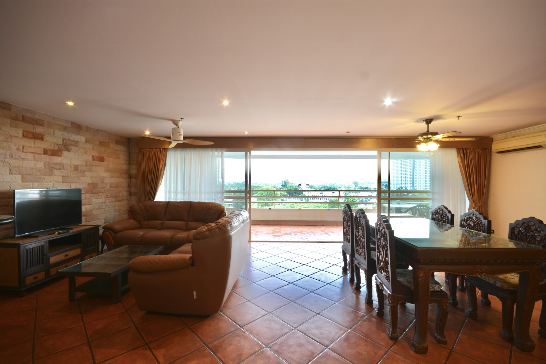 Angket/F7 1 BED · 2 BATH · 108 SQ M · 1 BALCONY · POOL VIEW 15