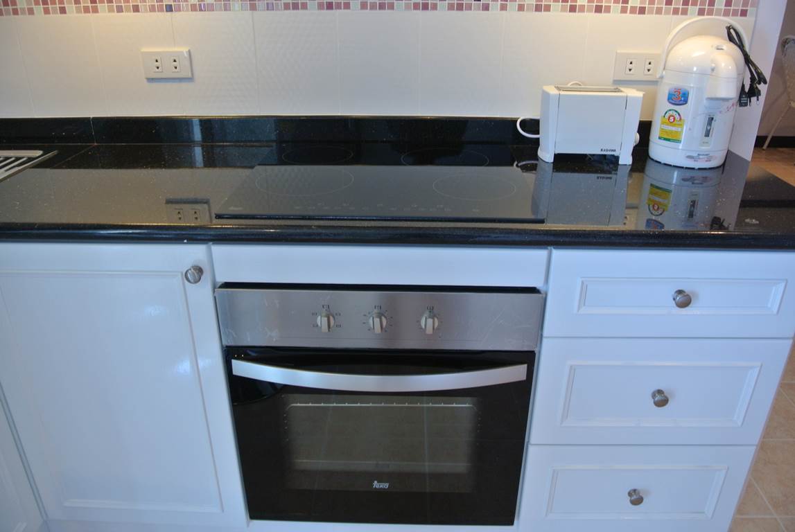 Angket/F11 LUXURY 1 BED · 1 BATH · 74 SQ M · LARGE BALCONY 7