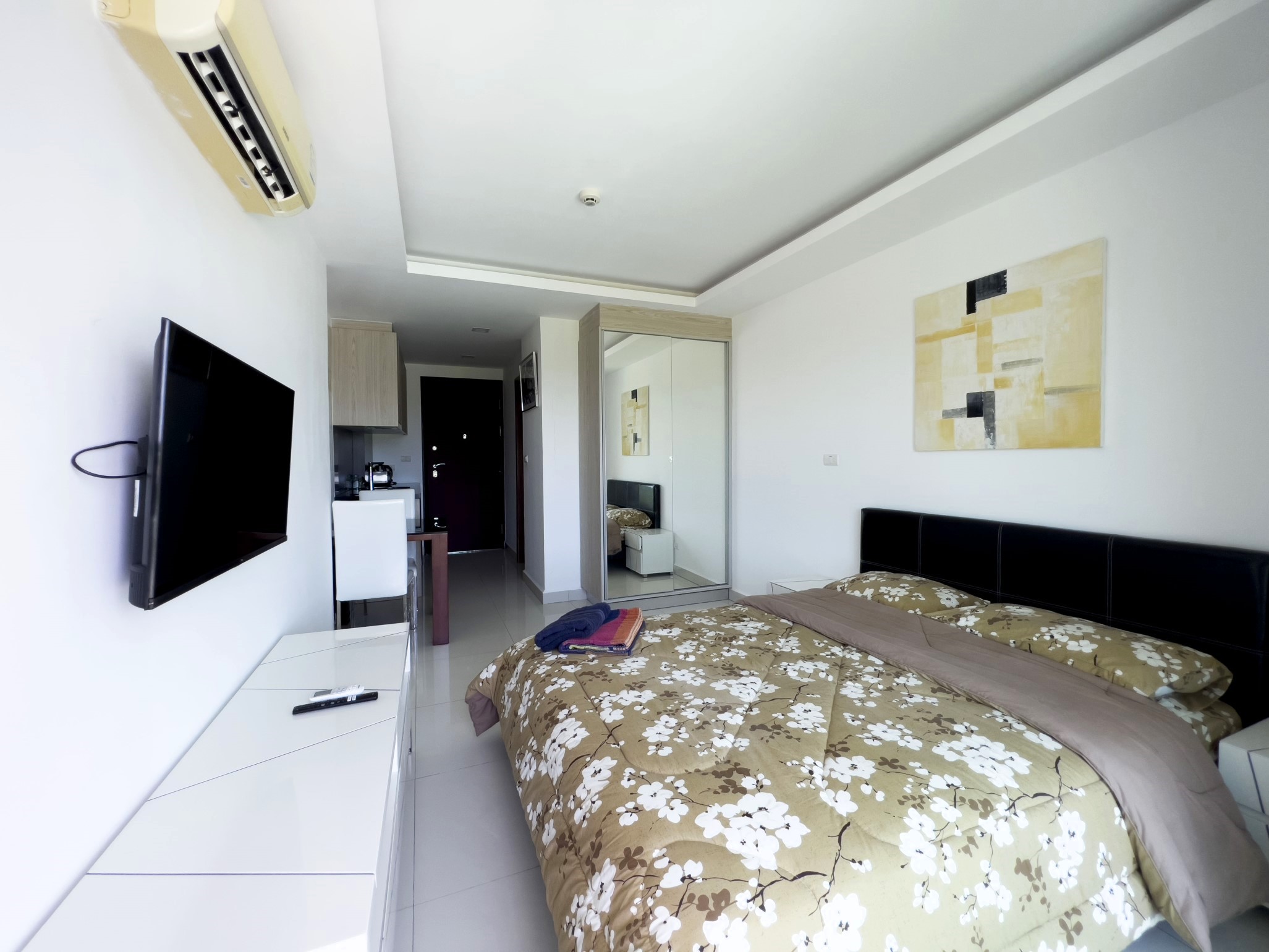 Laguna Beach Resort 3/F8 STUDIO · 1 BATH · 25 SQ M · 1 BALCONY 11