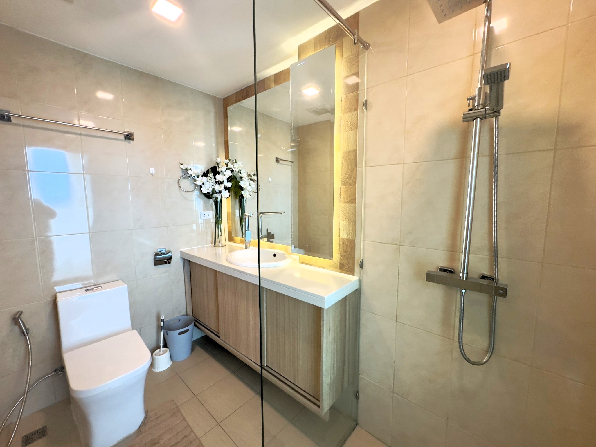 City Garden Tower/F19 1 BED · 1 BATH · 35 SQ M · SEA VIEW 13