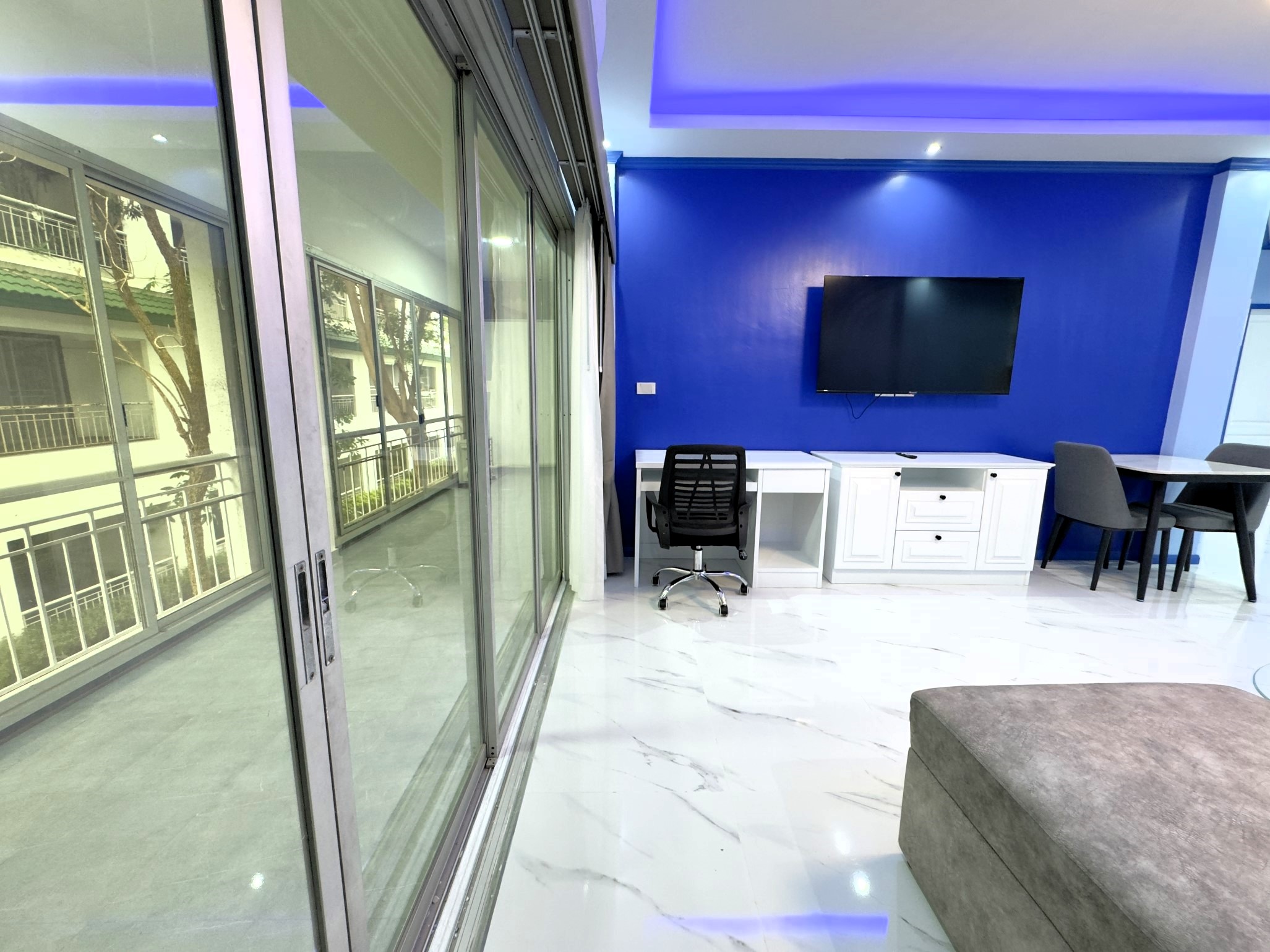 Baan Suan Lalana/TB/F2 1 BED · 1 BATH · 82 SQ M · LARGE BALCONY 13