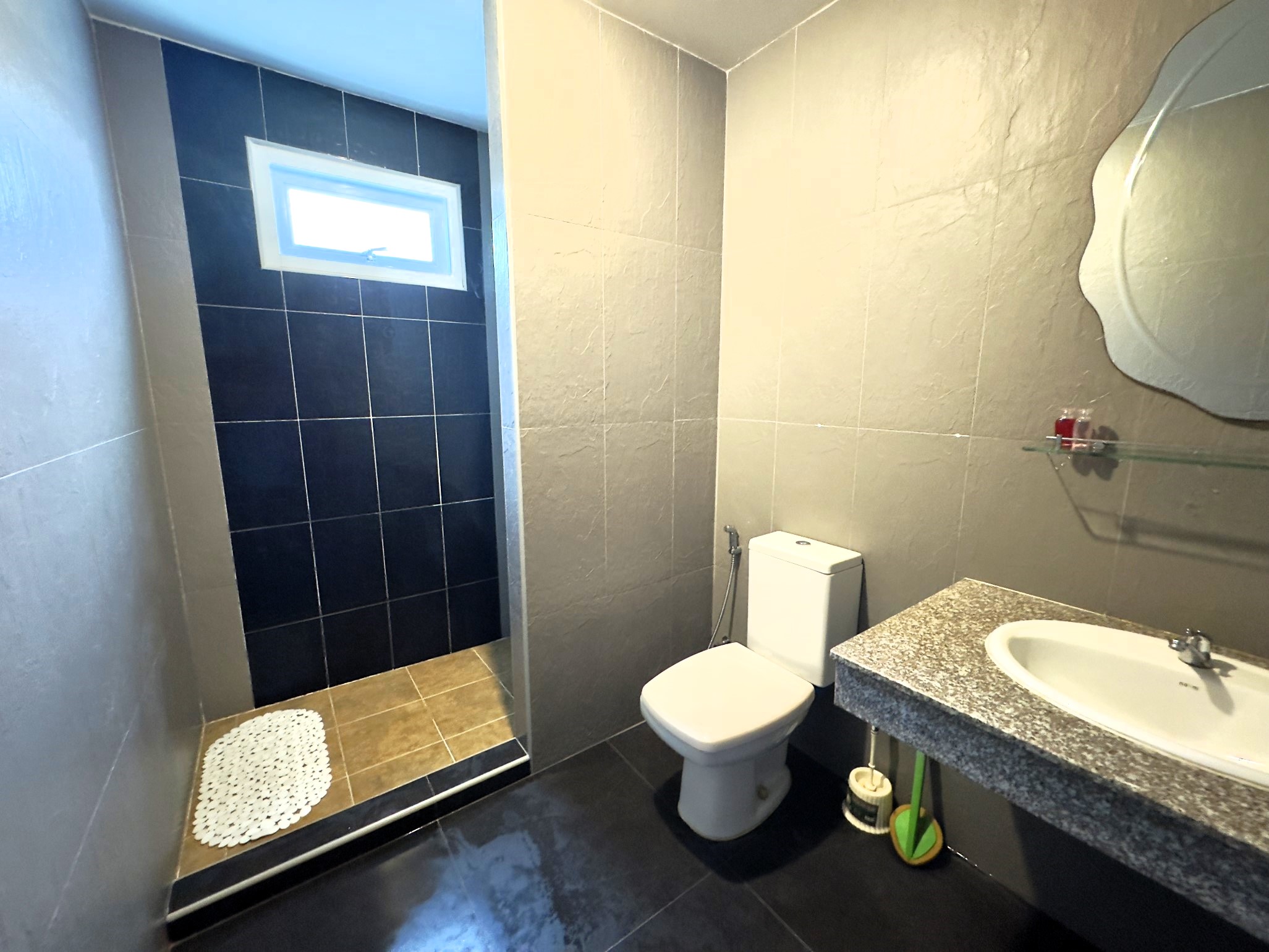 Beach Mountain 6/F2 STUDIO · 1 BATH · 31 SQ M · 1 BALCONY 10