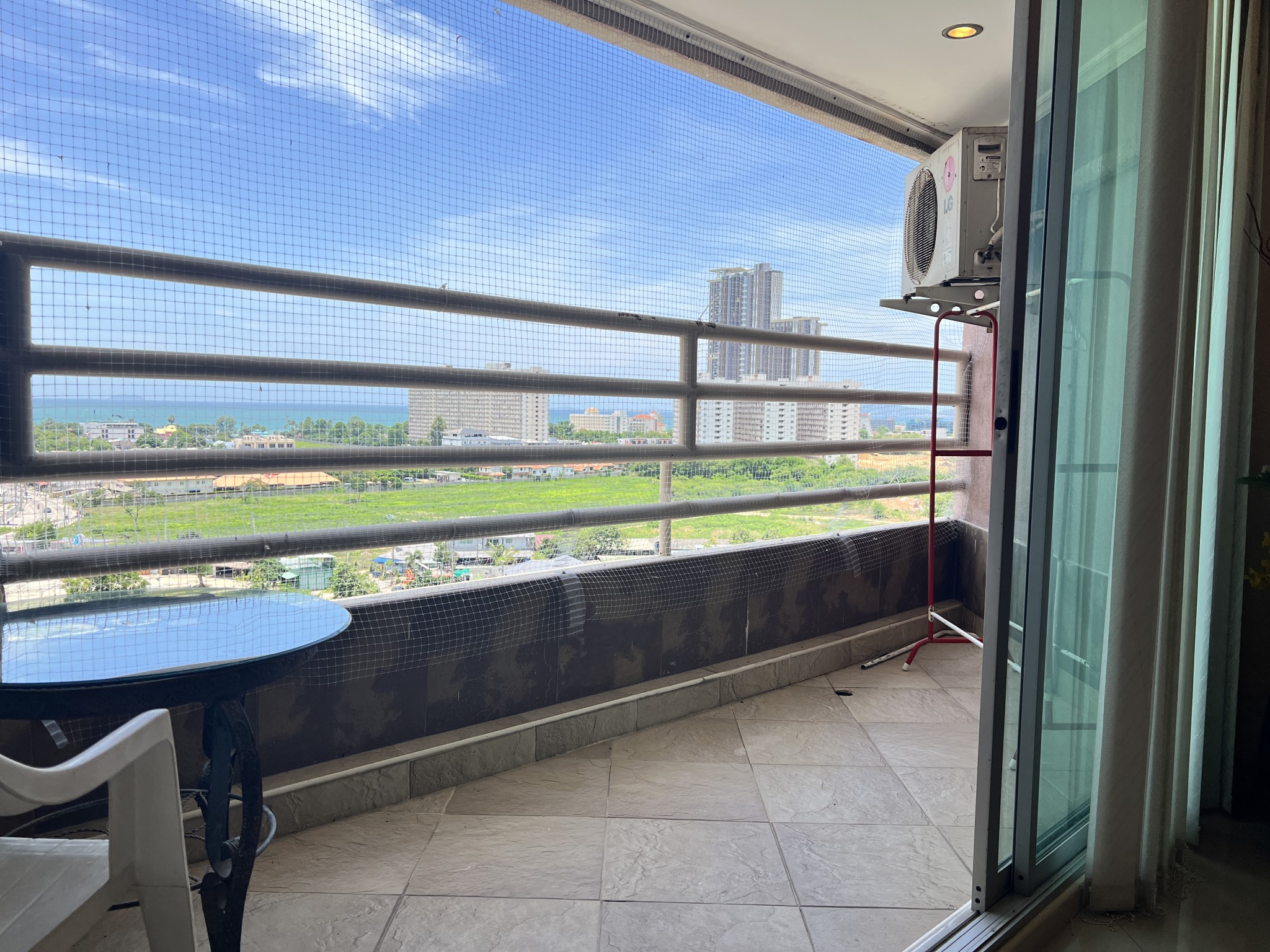 Angket/F12 LARGE STUDIO · 1 BATH · 53 SQ M · 1 BALCONY · SEA VIEW 9