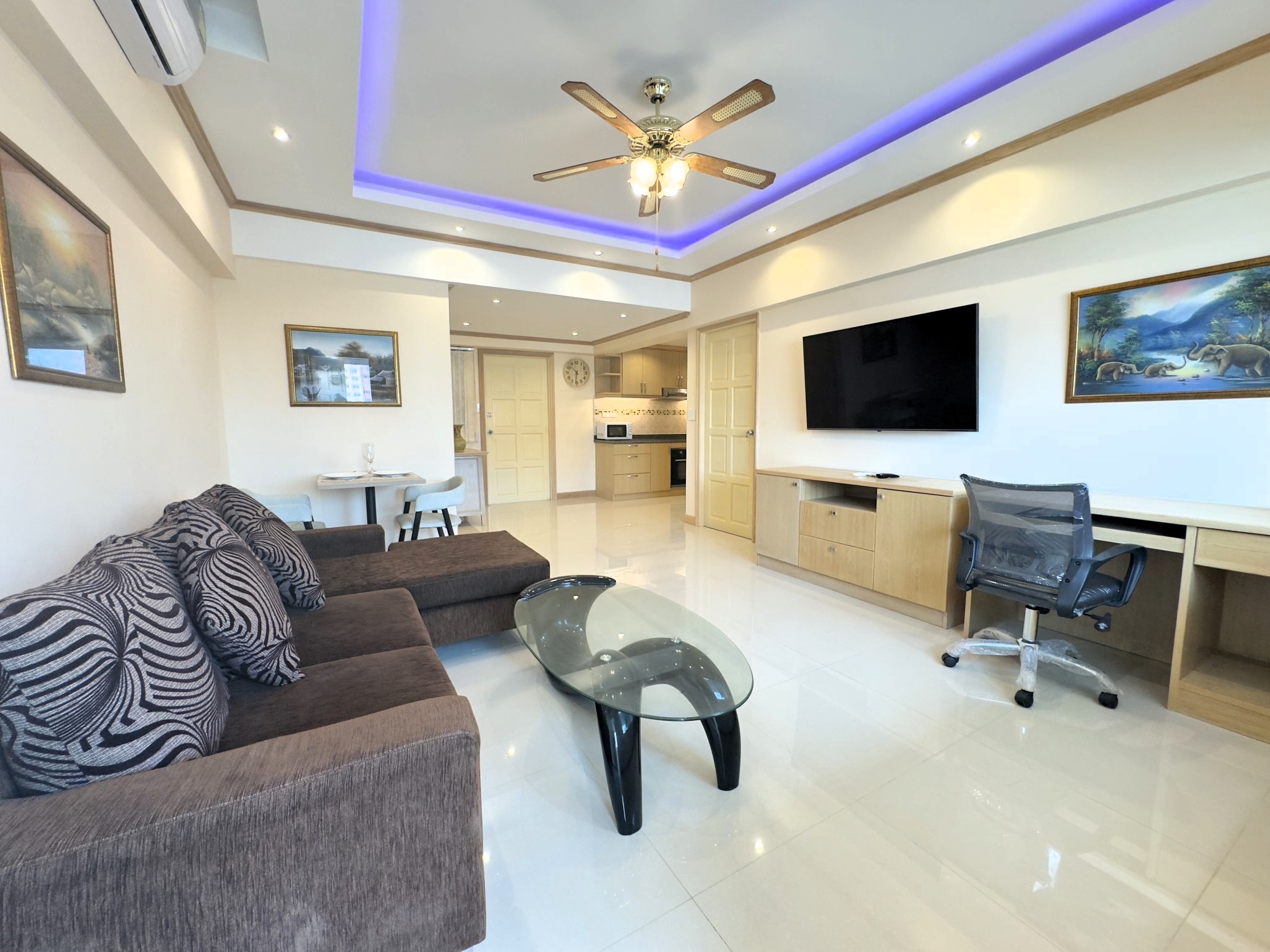 Keha/F5 1 BED · 2 BATH · 64 SQ M · 2 BALCONIES · CORNER APARTMENT 6