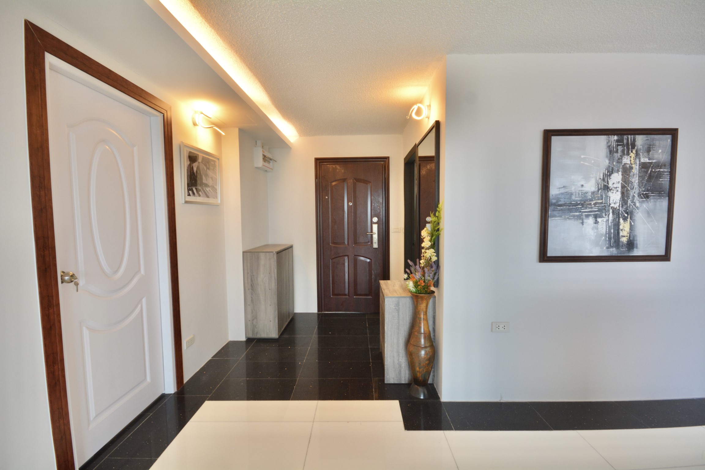 Angket/F17 1 BED · 2 BATH · 108 SQ M · 1 BALCONY · SEA & CITY VIEWS 14
