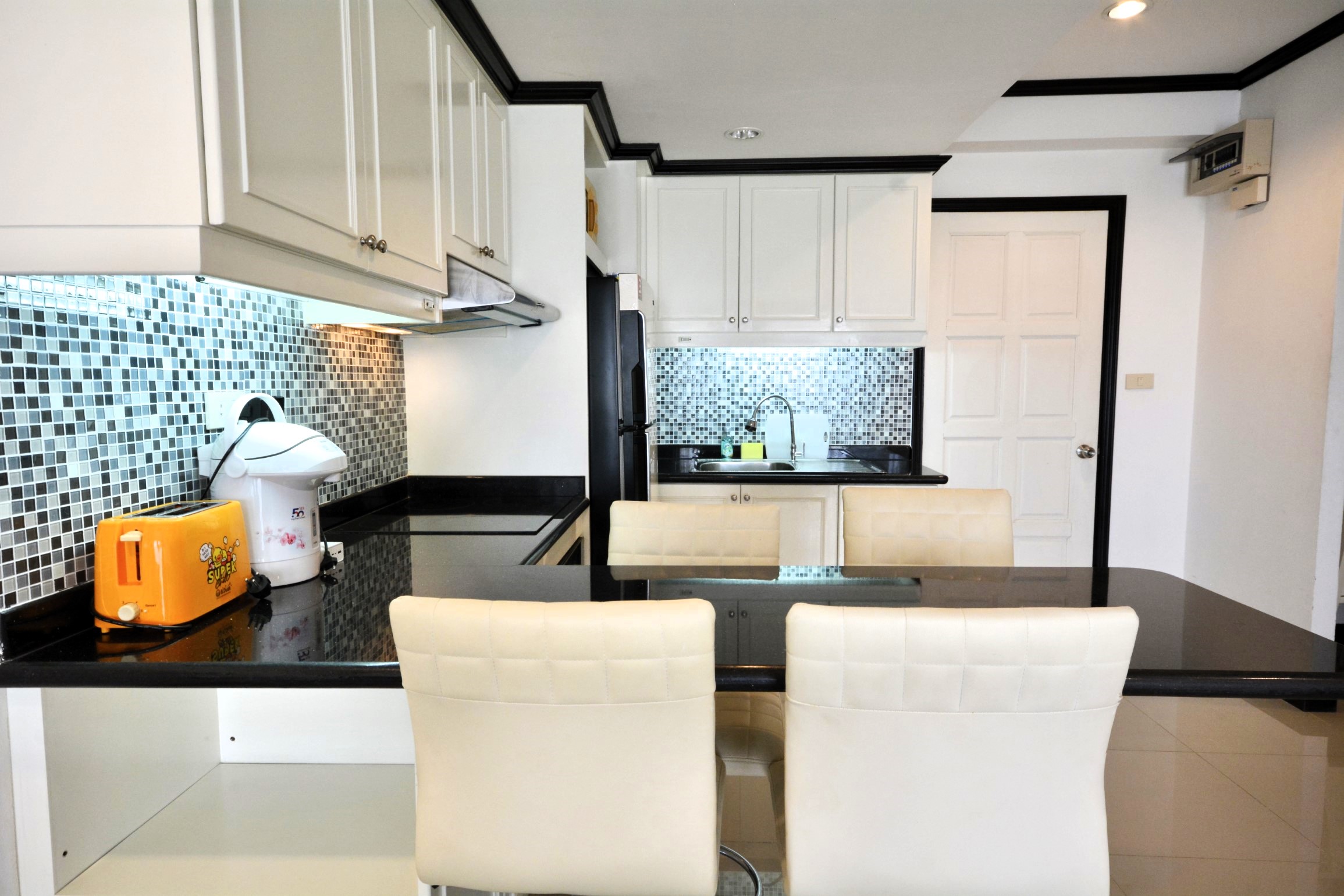 Jomtien Beach Condominium/A3/F12 CORNER APARTMENT · 2 BED · 1 BATH · 75 SQ M · 3 BALCONIES 5