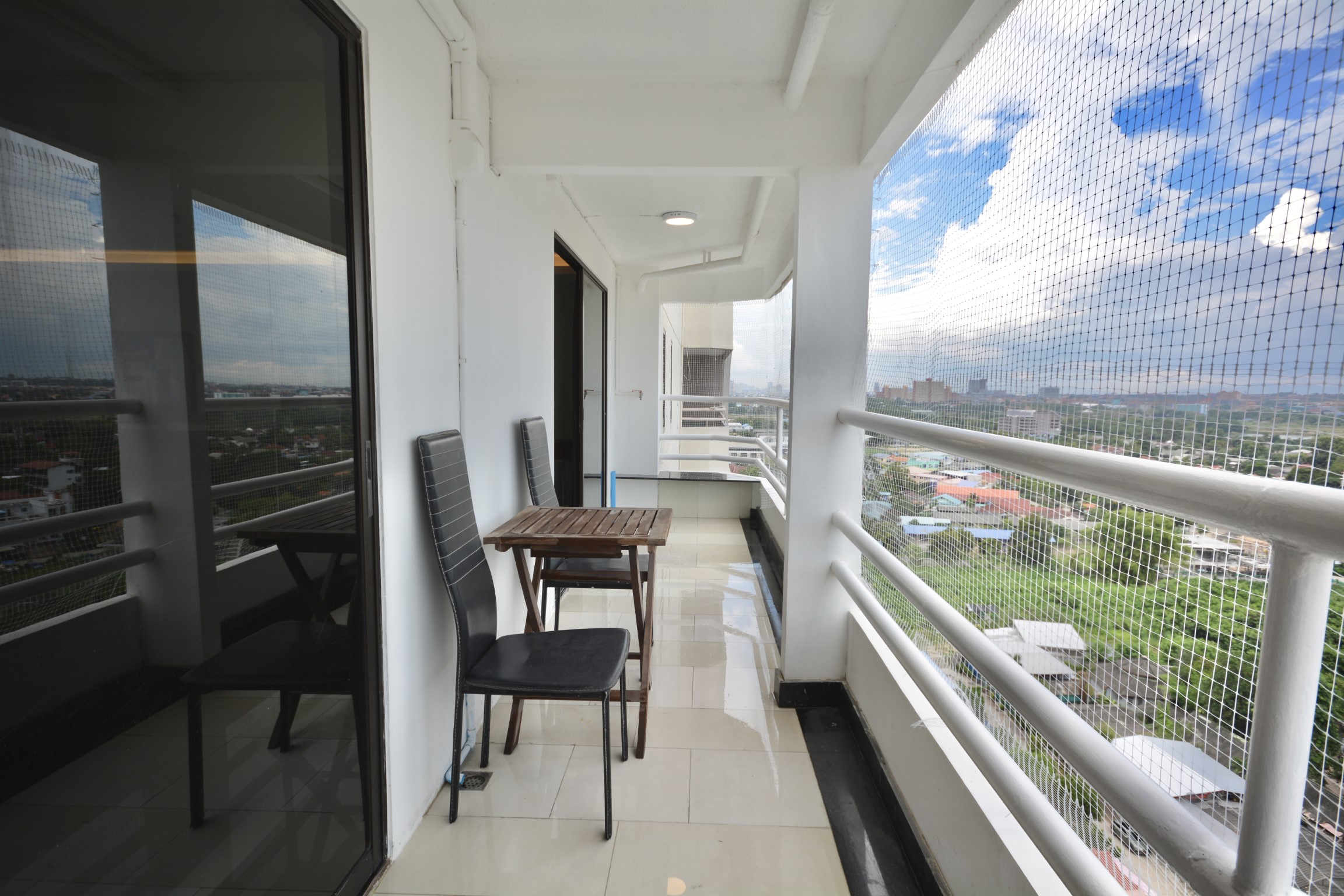 Angket/F17 1 BED · 2 BATH · 108 SQ M · 1 BALCONY · SEA & CITY VIEWS 25