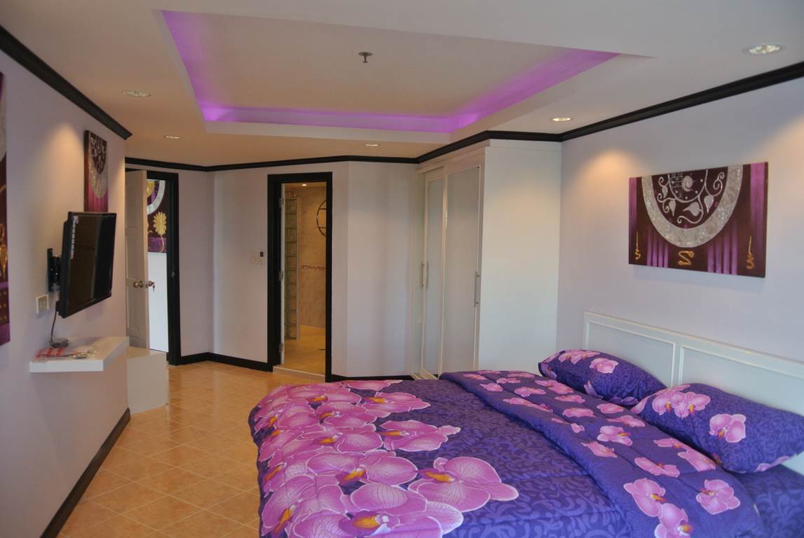 Angket/F11 LUXURY 1 BED · 1 BATH · 74 SQ M · LARGE BALCONY 8