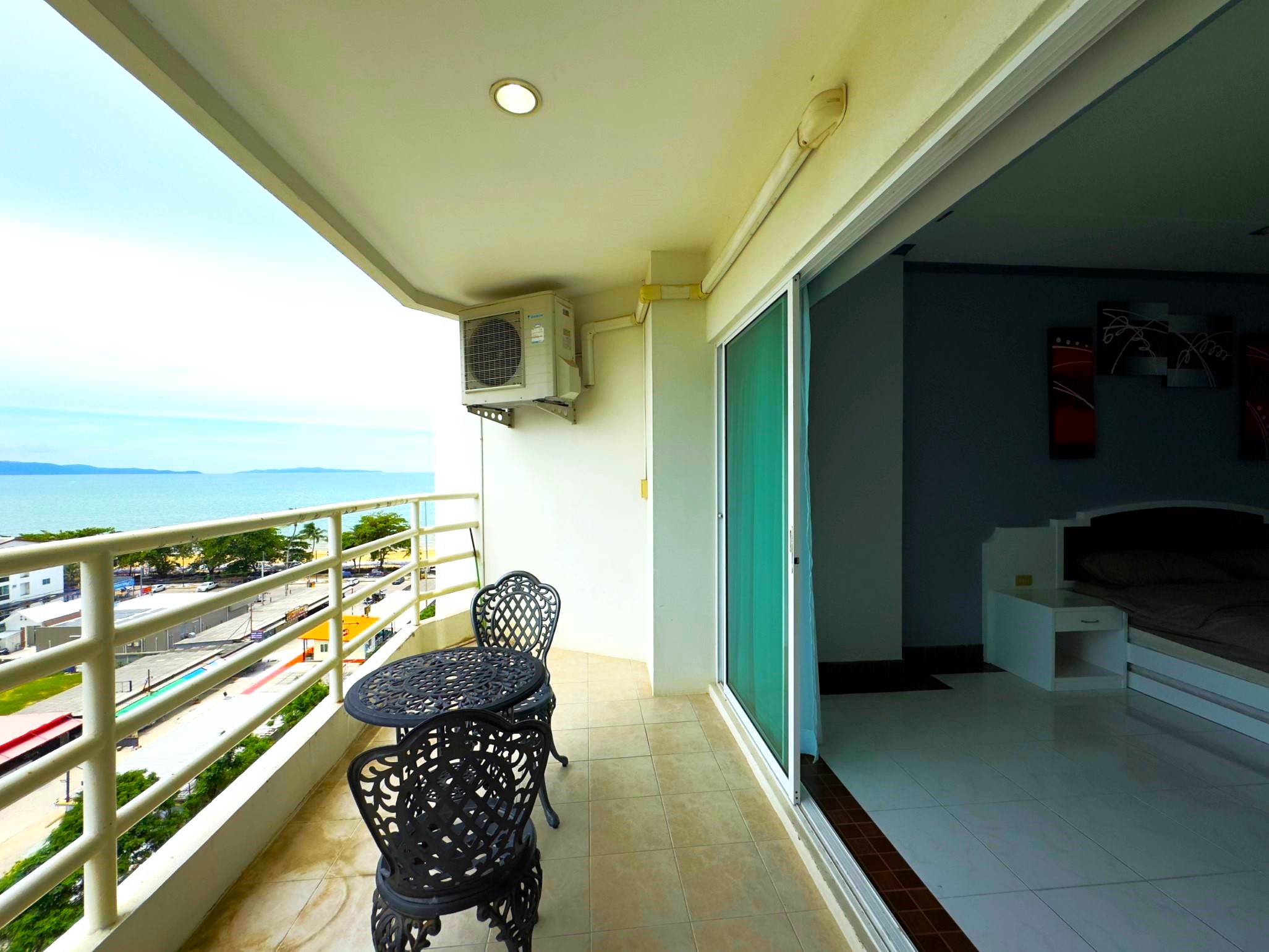 View Talay 8/F8 LARGE LUXURY STUDIO · 1 BATH · 48 SQ M · 1 BALCONY · FANTASTIC SEA VIEW 20
