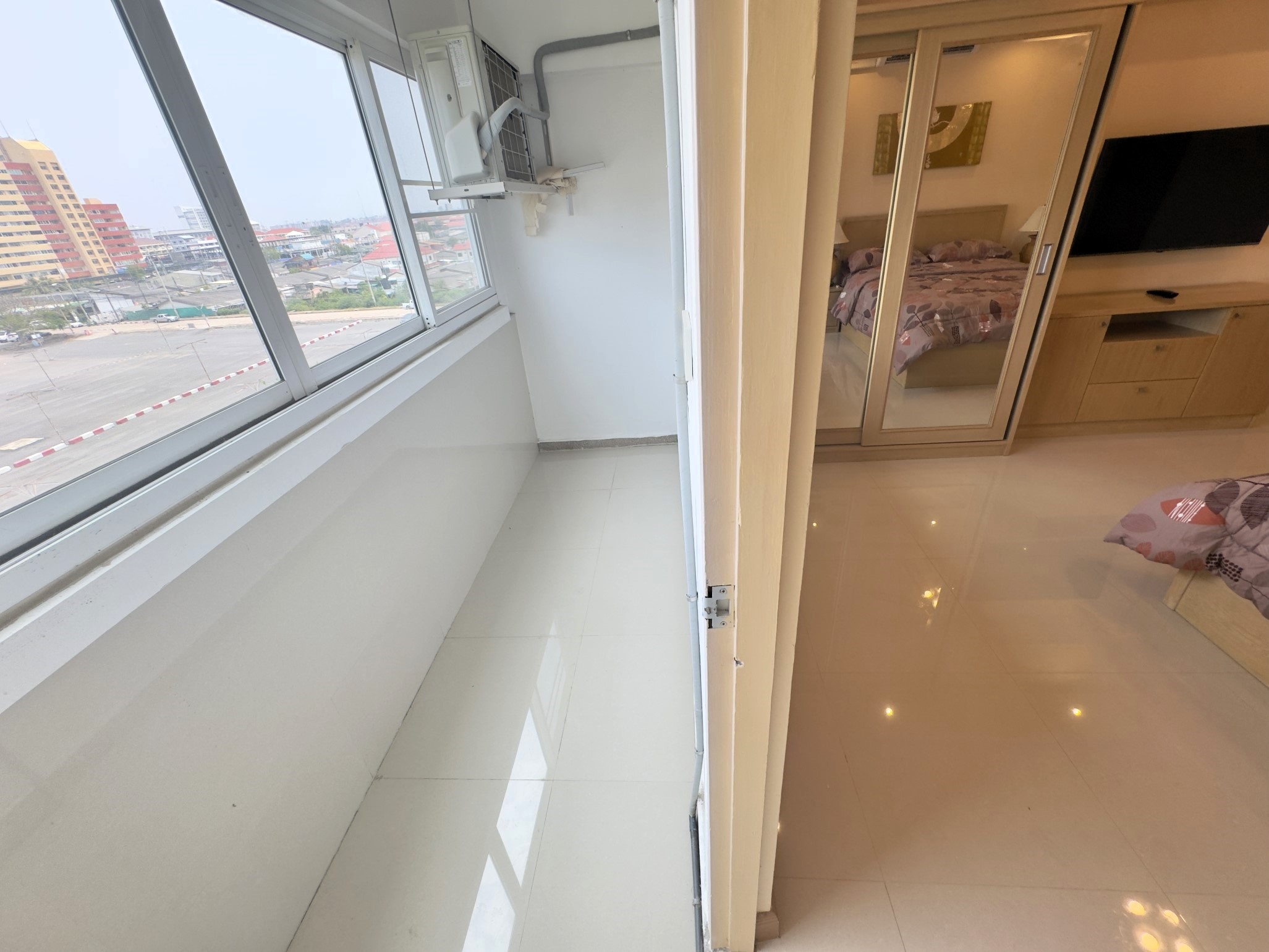 Keha/F5 1 BED · 2 BATH · 64 SQ M · 2 BALCONIES · CORNER APARTMENT 20