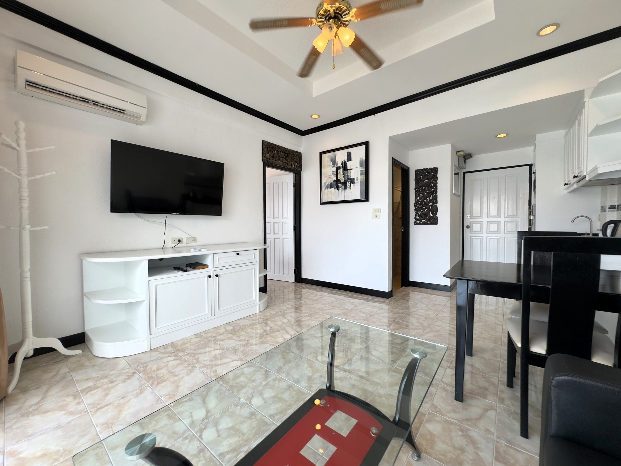 Majestic/F5 1 BED · 2 BATH · 57 SQ M · 1 BALCONY · POOL & GARDEN VIEW