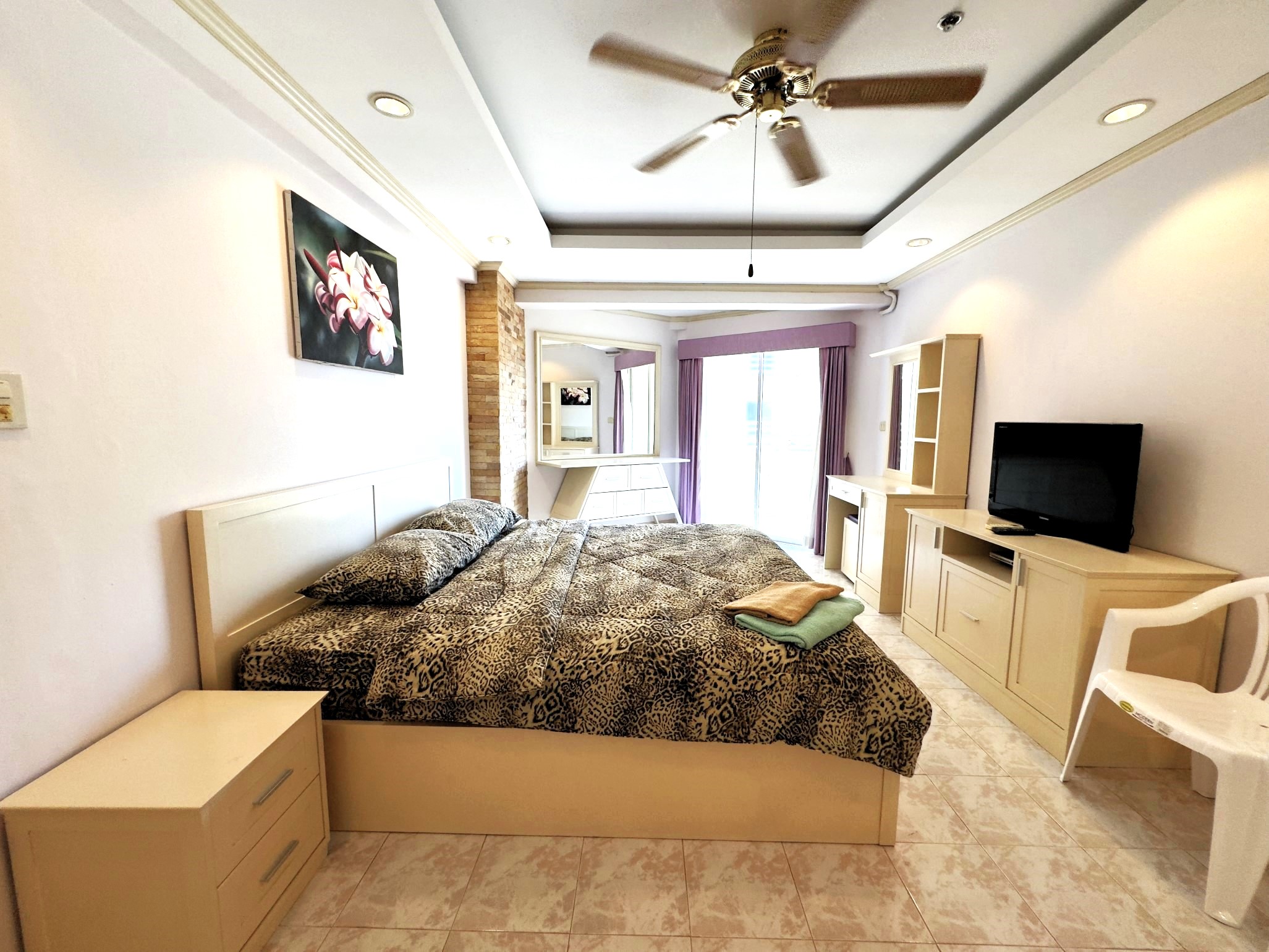 Jomtien Beach Condominium/A3/F4 1 BED · 2 BATH · 60 SQ M · 2 BALCONIES 17