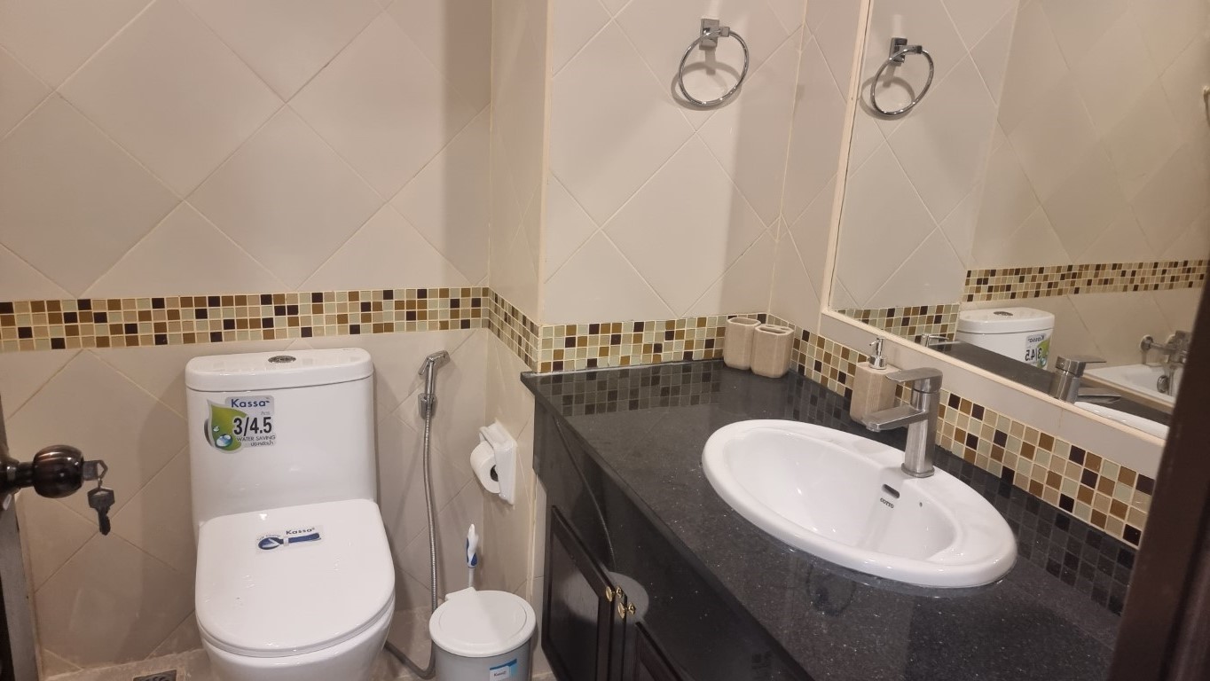 Angket/F3 STUDIO · 1 BATH · 37 SQM · 1 BALCONY · POOL VIEW 3
