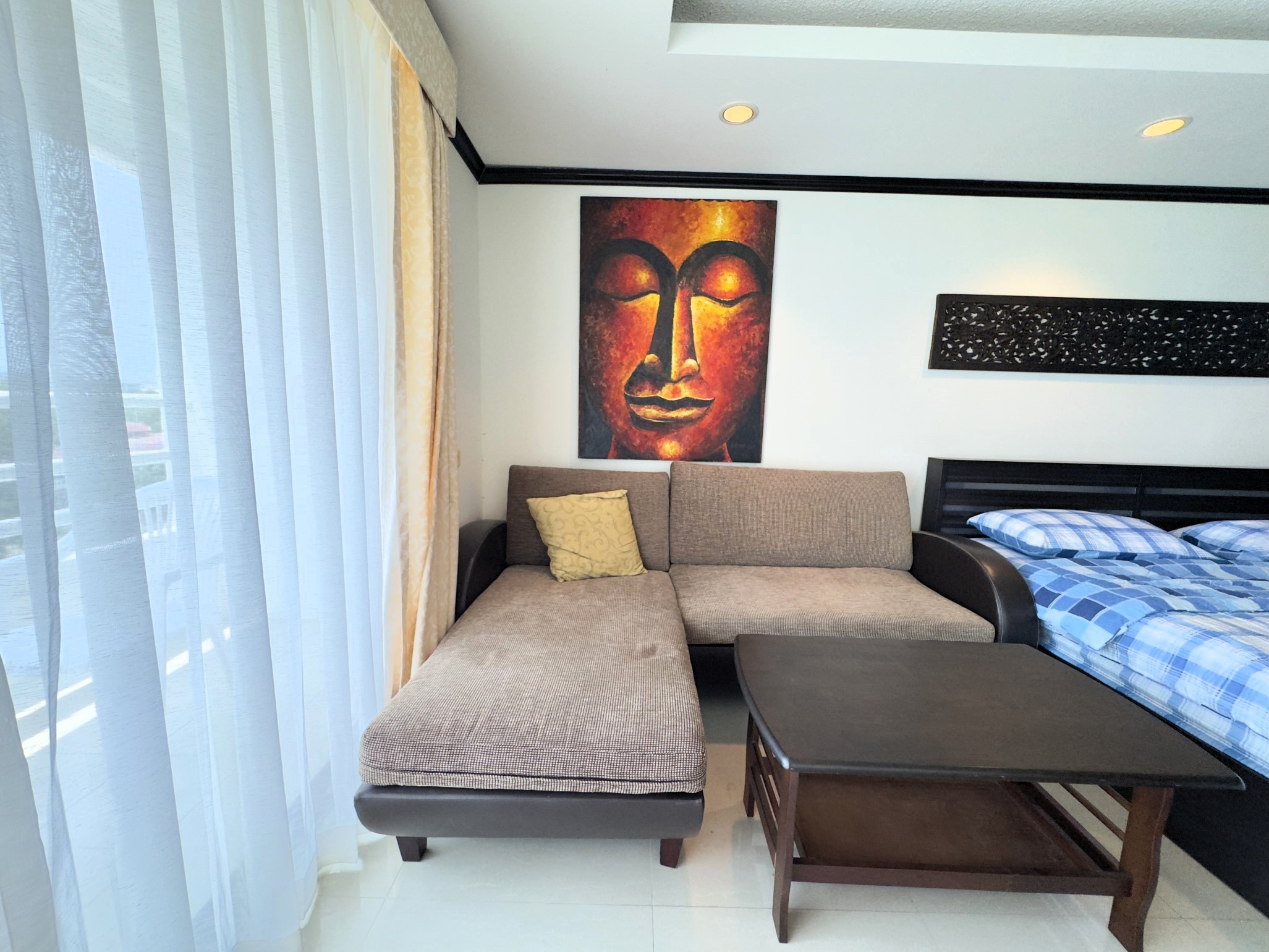 Angket/F5 STUDIO · 1 BATH · 47 SQ M · CORNER BALCONY 11