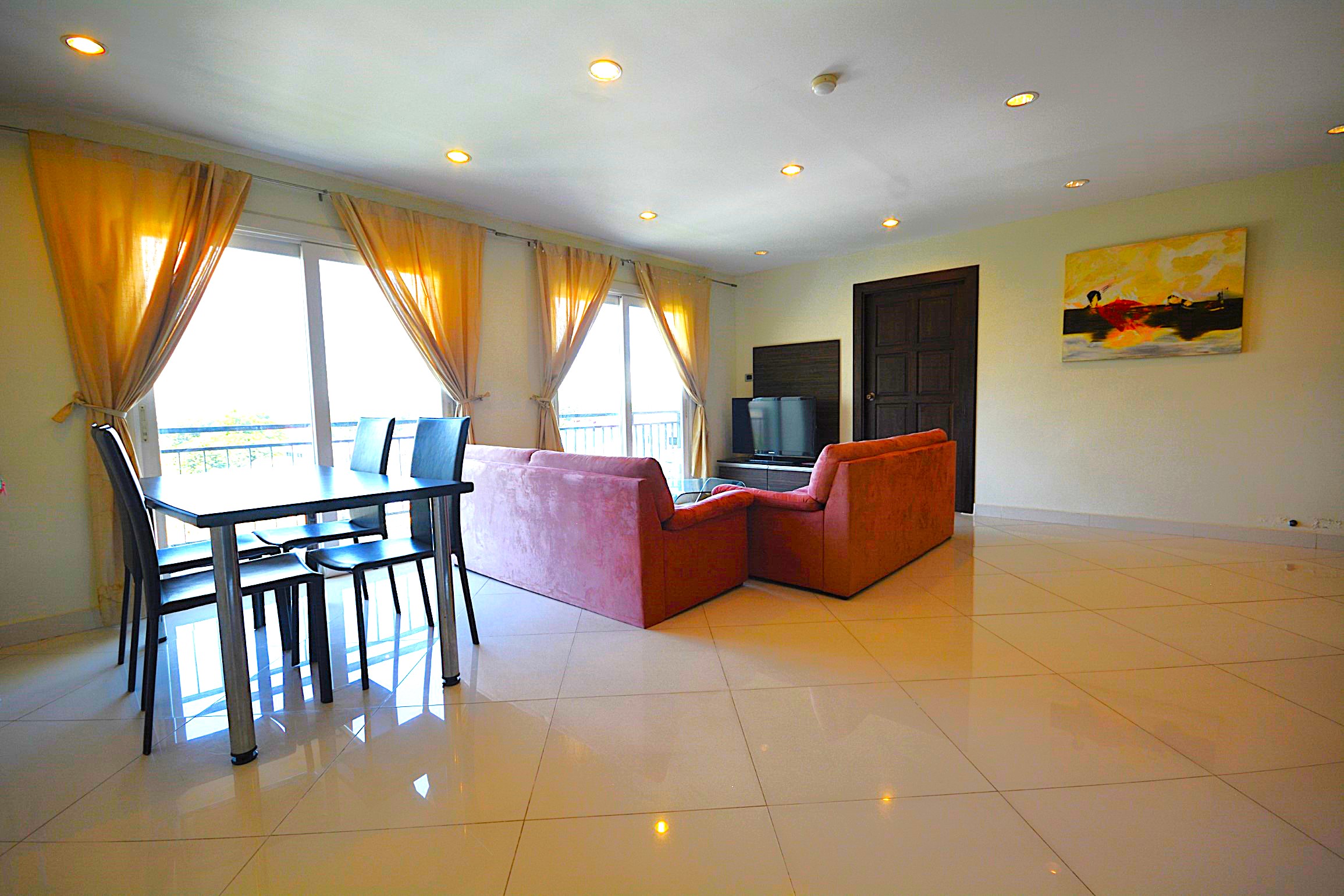 Park Lane/F6 2 BED · 2 BATH · 74 SQ M · 2 BALCONIES 9