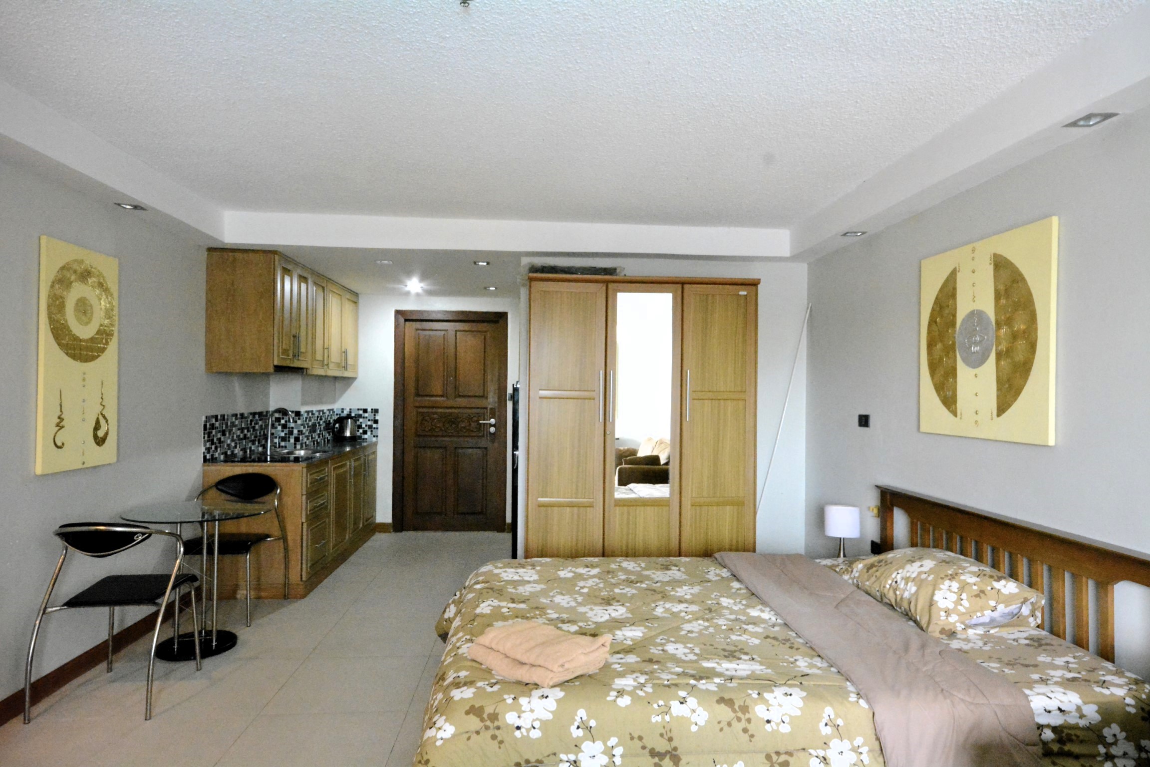 FLASH SALE! Pool View Studio at Angket Condo: Price Slashed by 250,000 THB! (Guaranteed Owner Finance) WAS 1.7 Million THB. NOW JUST 1.45 Million THB. 3