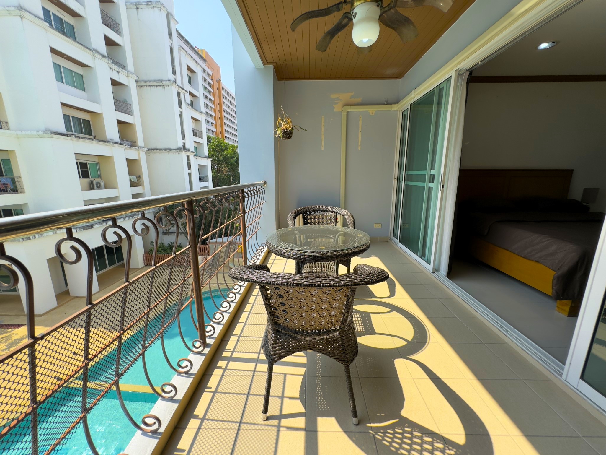 TW Platinum Suites/F3 1 BED · 1 BATH · 52 SQ M · 1 BALCONY · POOL VIEW 20