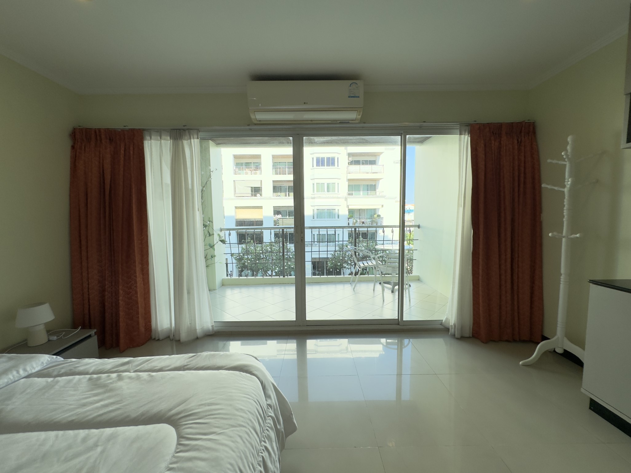 TW Platinum Suites/F3 STUDIO · 1 BATH · 50 SQ M · 1 BALCONY · POOL VIEW 21