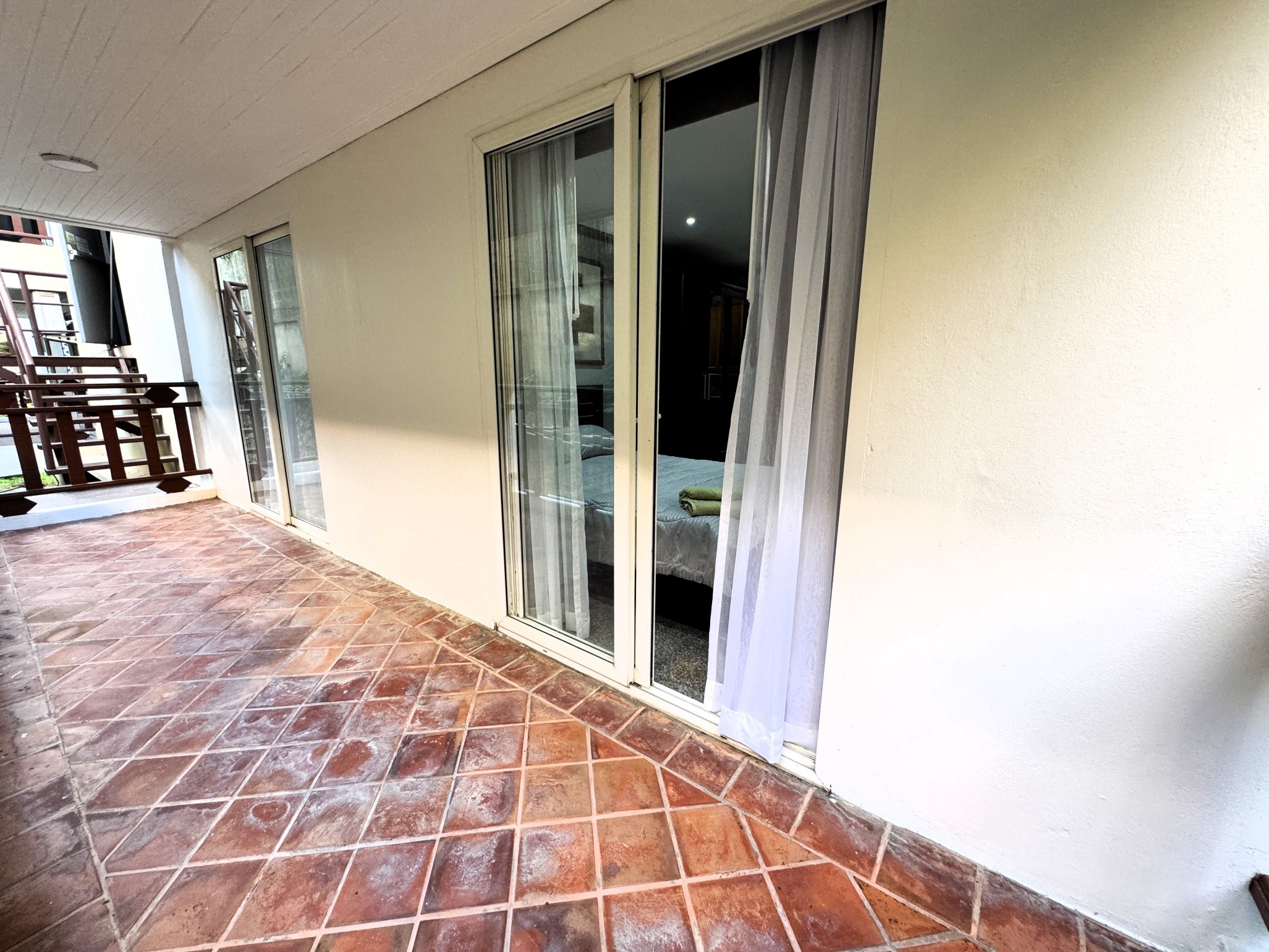 Royal Hill Resort/F1 LARGE CORNER CONDO · 2 BED · 2 BATH · 139 SQM · 3 LARGE BALCONIES · GARDEN VIEW 23