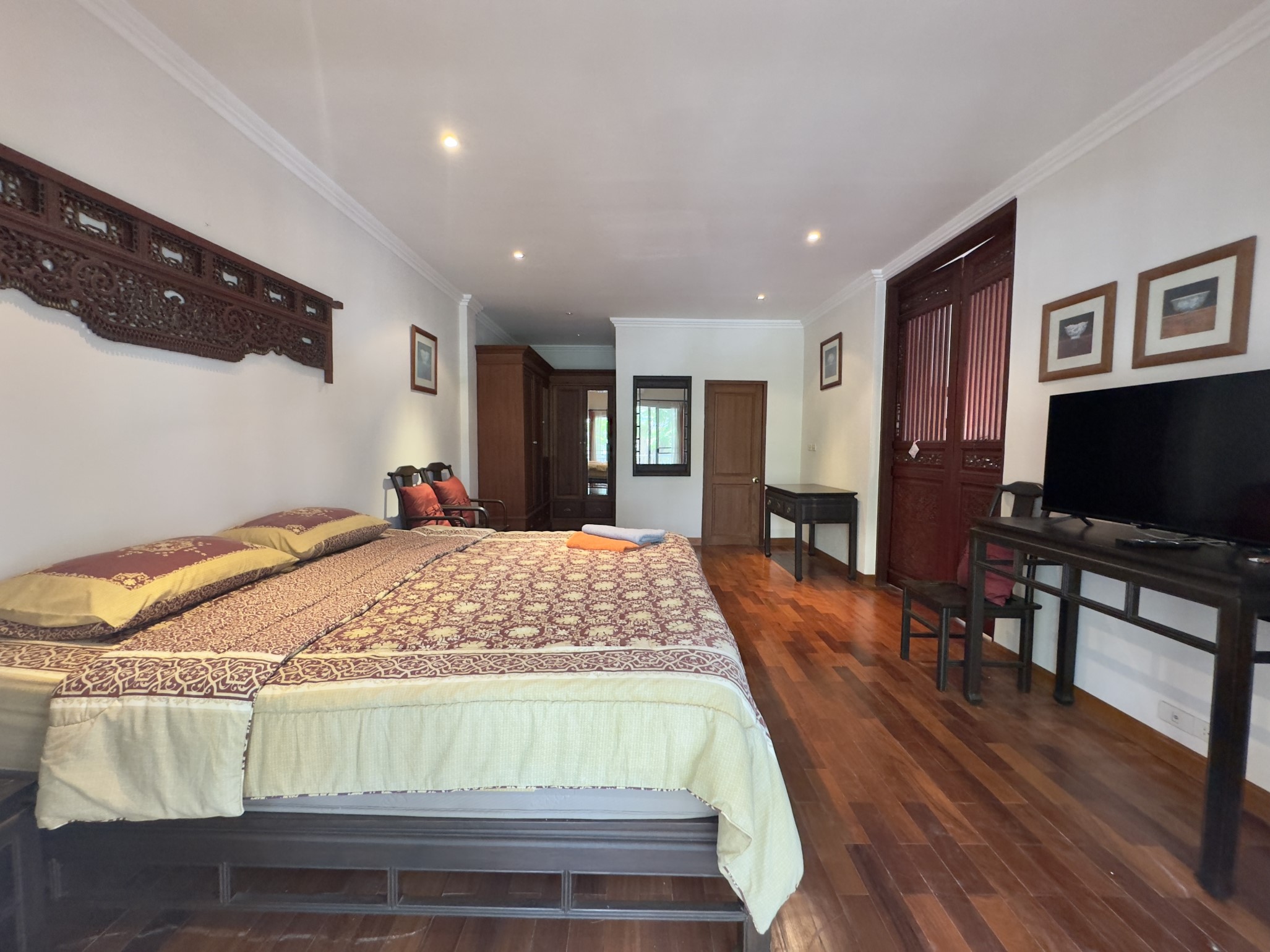 Baan Suan Lalana/SB/F2 2 BED · 1 BATH · CORNER CONDO · 100 SQ M · 2 BALCONIES 27