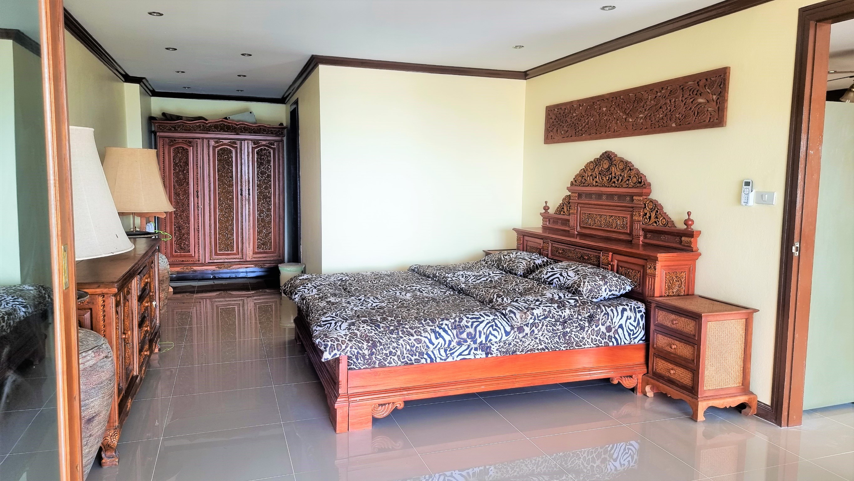 Royal Hill Resort/F4 3 BED · 2 BATH · 159 SQ M · LARGE BALCONY · SEA AND POOL VIEWS 16