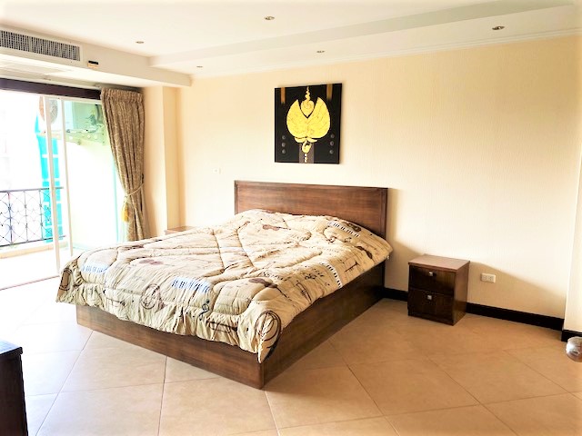 The Residence/F5 1 BED · 2 BATH · 81 SQ M · 1 BALCONY 15