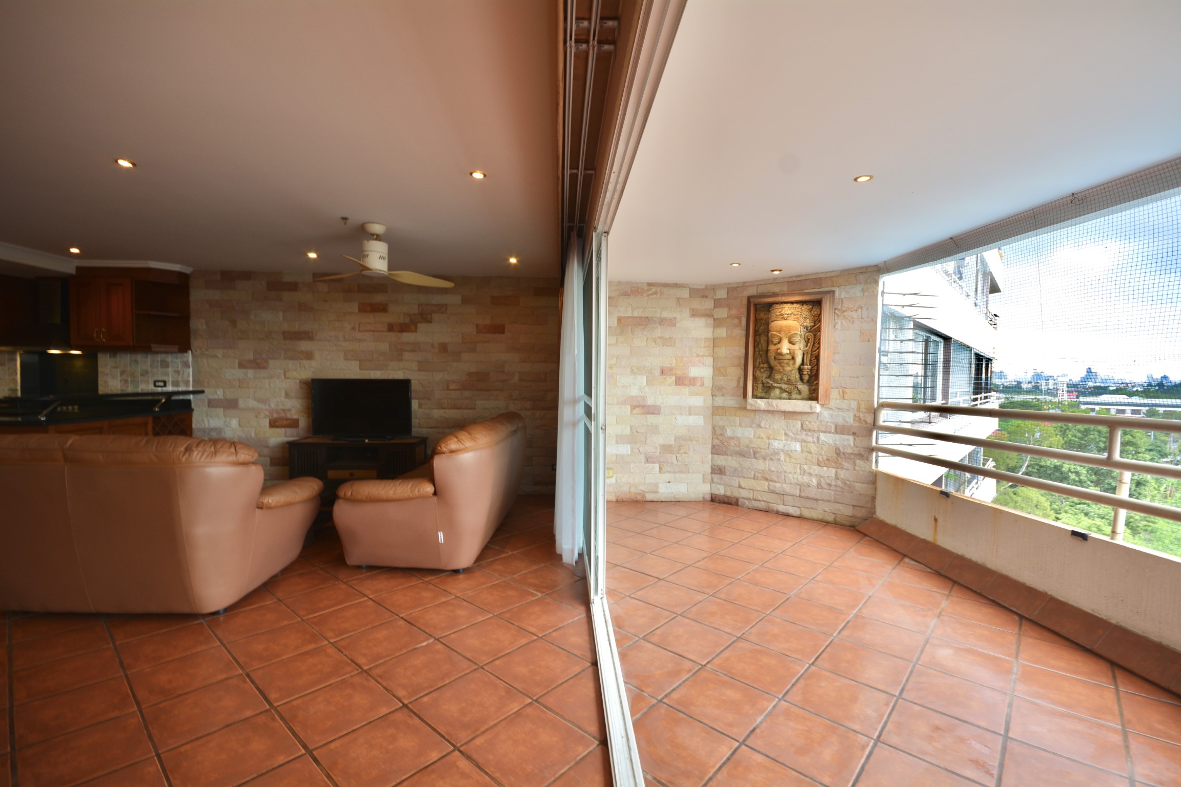 Angket/F7 1 BED · 2 BATH · 108 SQ M · 1 BALCONY · POOL VIEW 13
