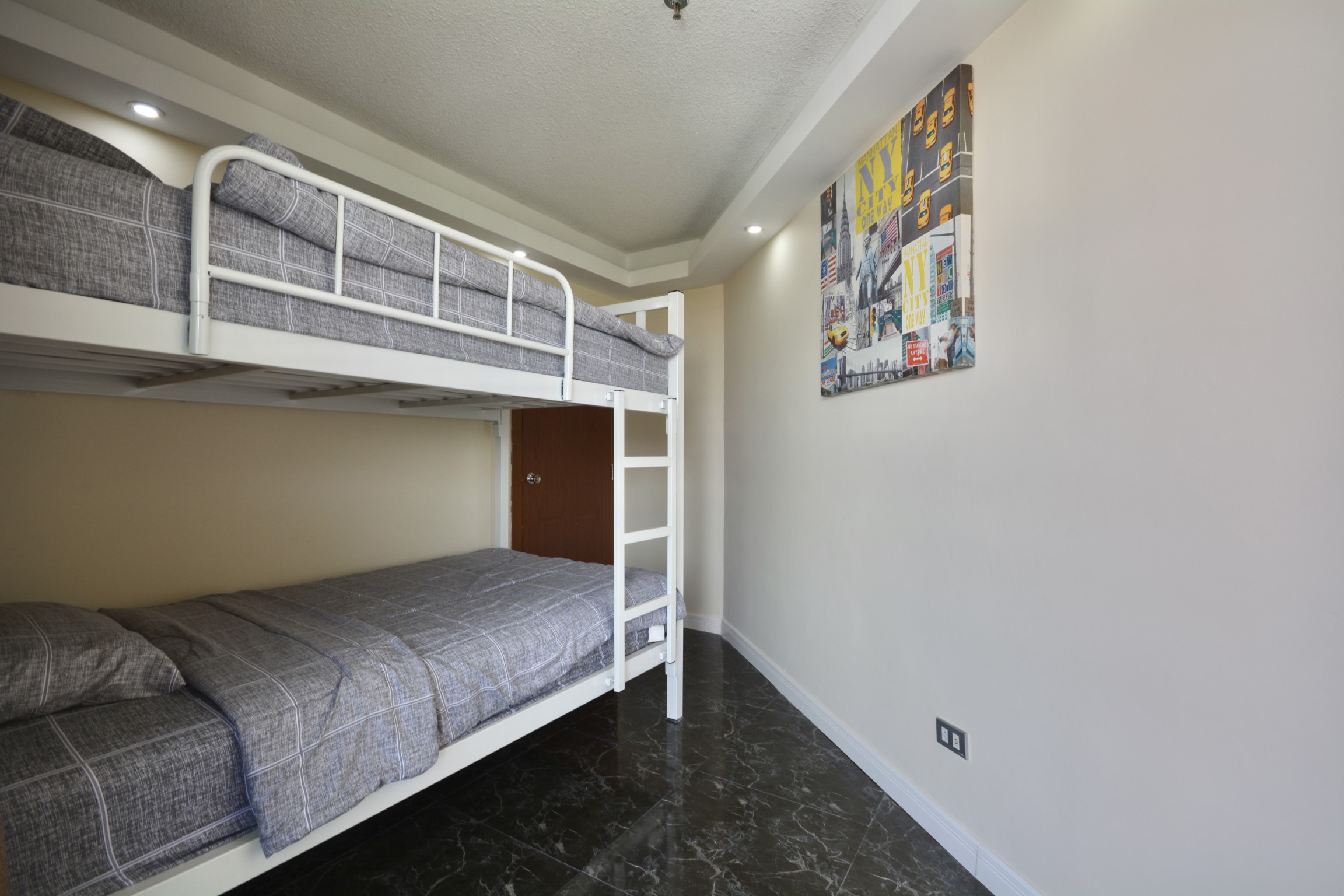 Angket/F10 2 BED · 1 BATH · 73 SQ M · 1 BALCONY · POOL VIEW 25