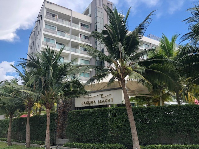 Laguna Beach Resort 1/F4 1 BED · 2 BATH · 51 SQ M · 1 BALCONY · POOL VIEWS 21