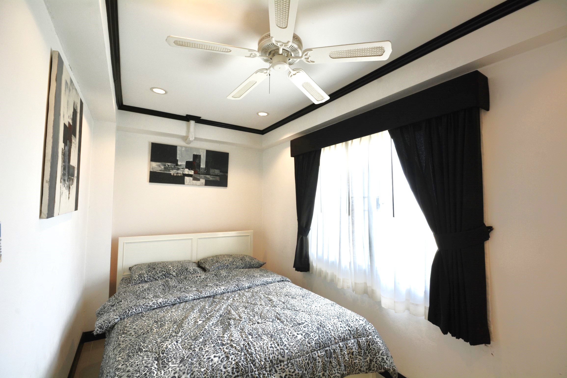 Jomtien Beach Condominium/A3/F12 CORNER APARTMENT · 2 BED · 1 BATH · 75 SQ M · 3 BALCONIES 13