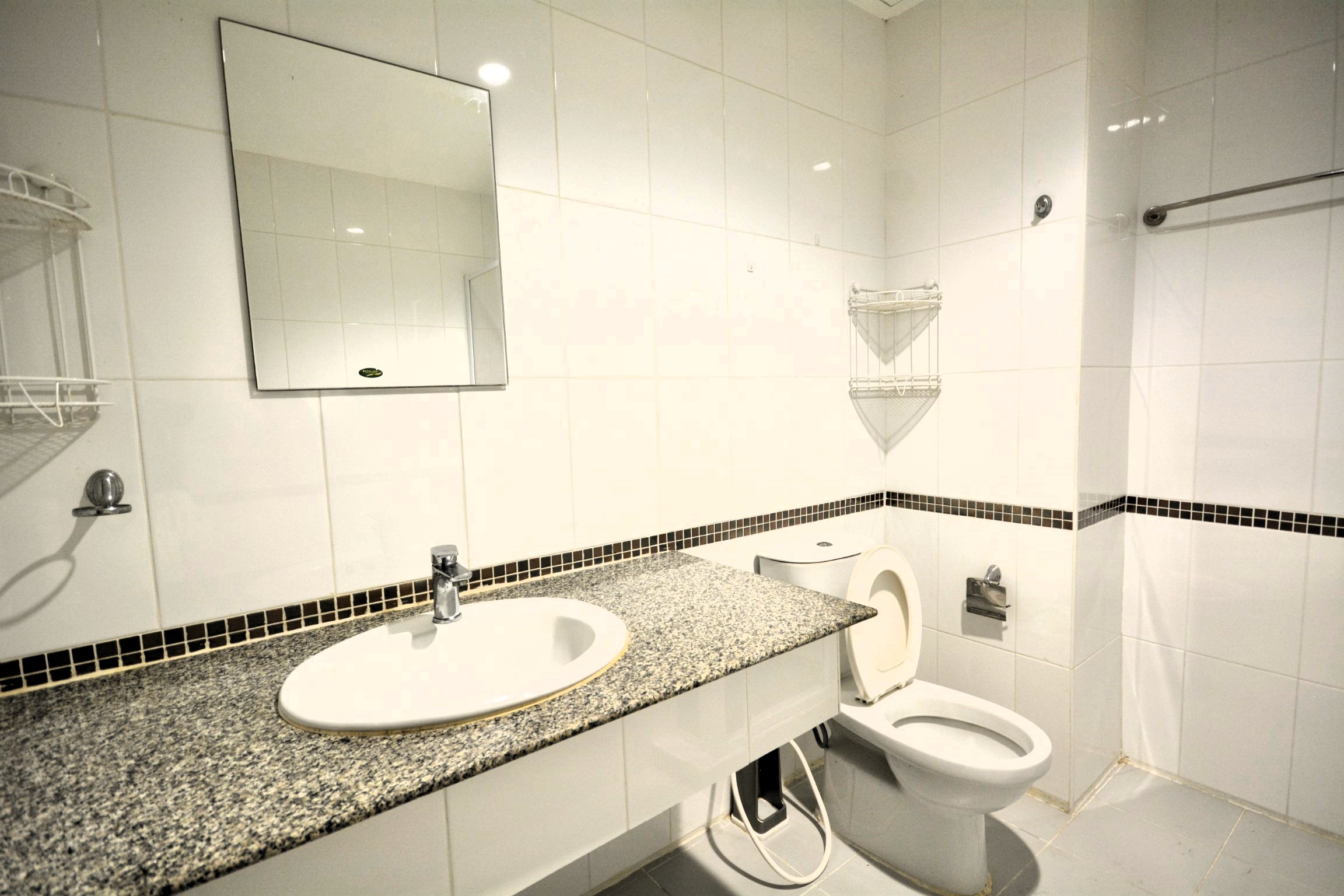 TW Platinum Suites/F4 1 BED · 1 BATH · 52 SQ M · 1 BALCONY 9