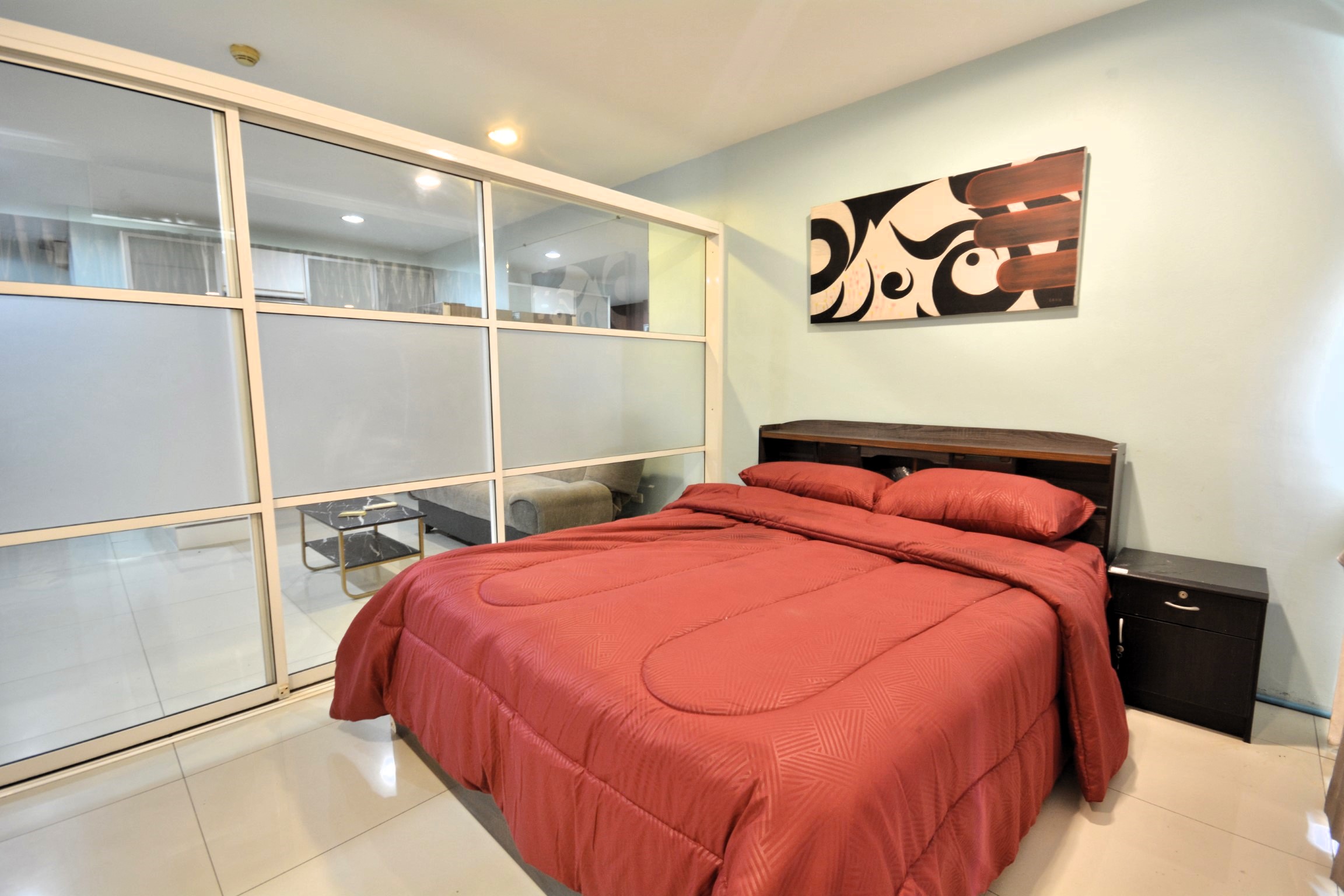 TW Platinum Suites/F4 1 BED · 1 BATH · 52 SQ M · 1 BALCONY 13