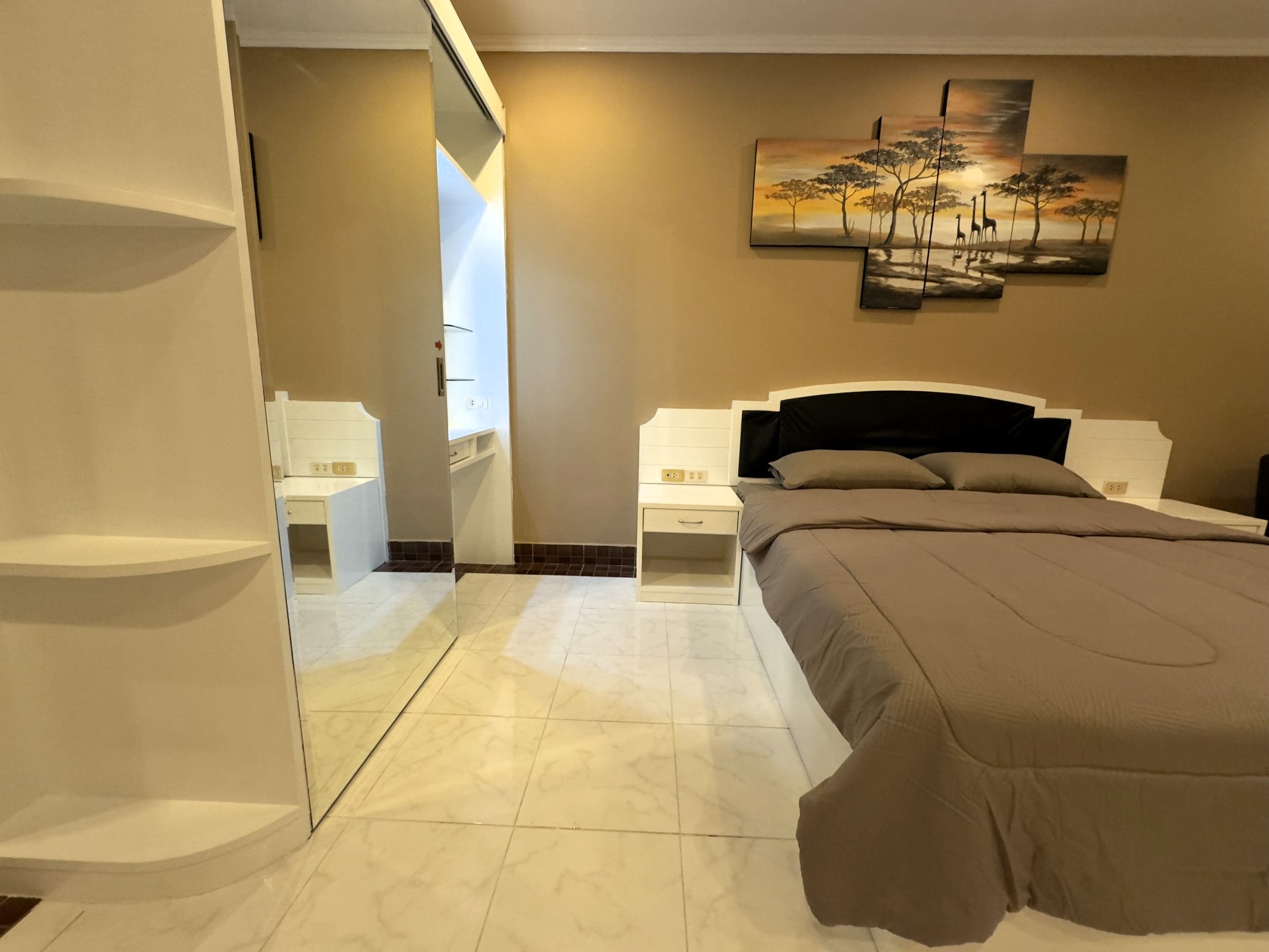 View Talay 8/F8 LARGE STUDIO · 1 BATH · 48 SQ M · 1 BALCONY · FANTASTIC SEA VIEW 12