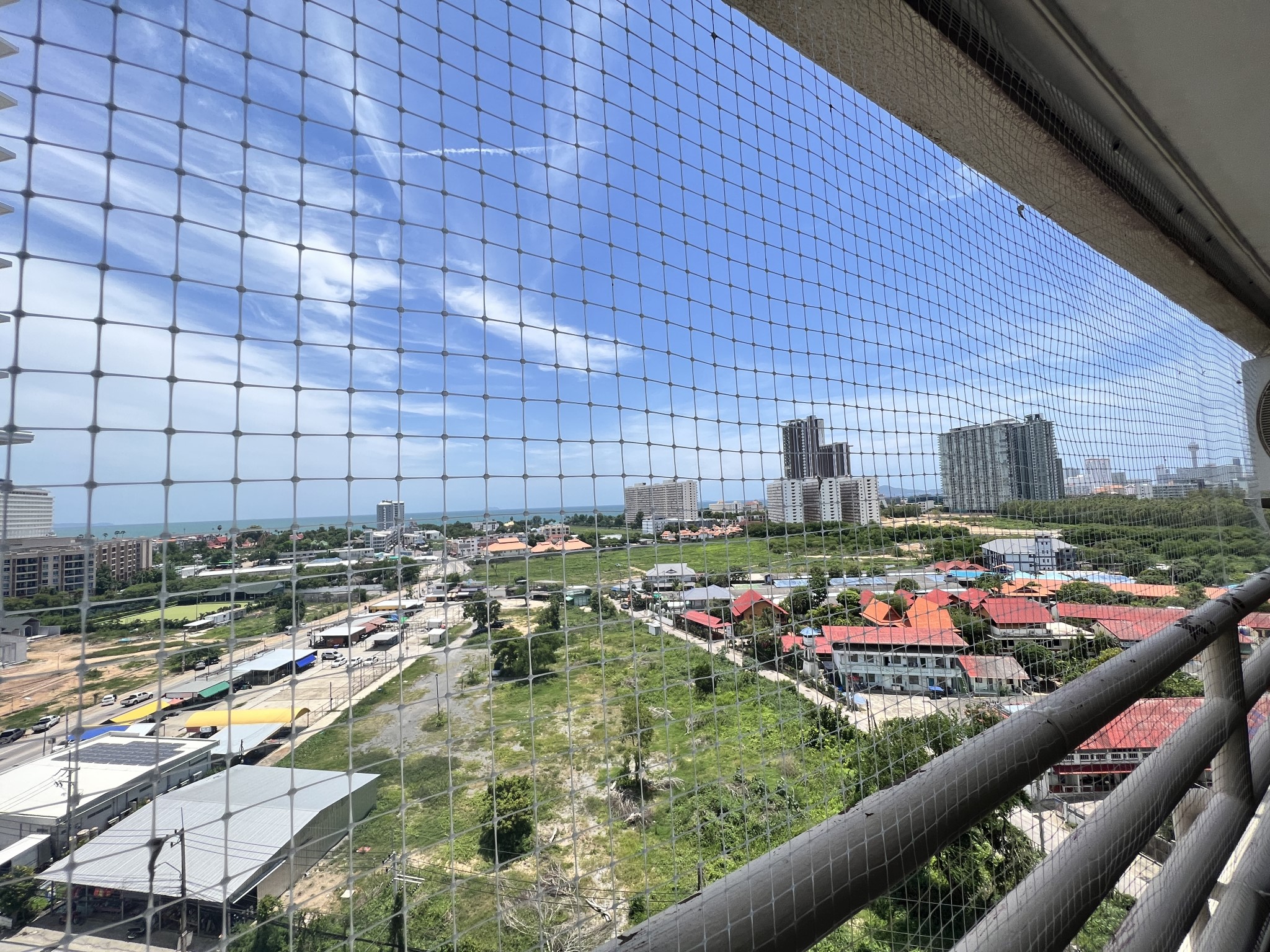 Angket/F12 LARGE STUDIO · 1 BATH · 53 SQ M · 1 BALCONY · SEA VIEW 13