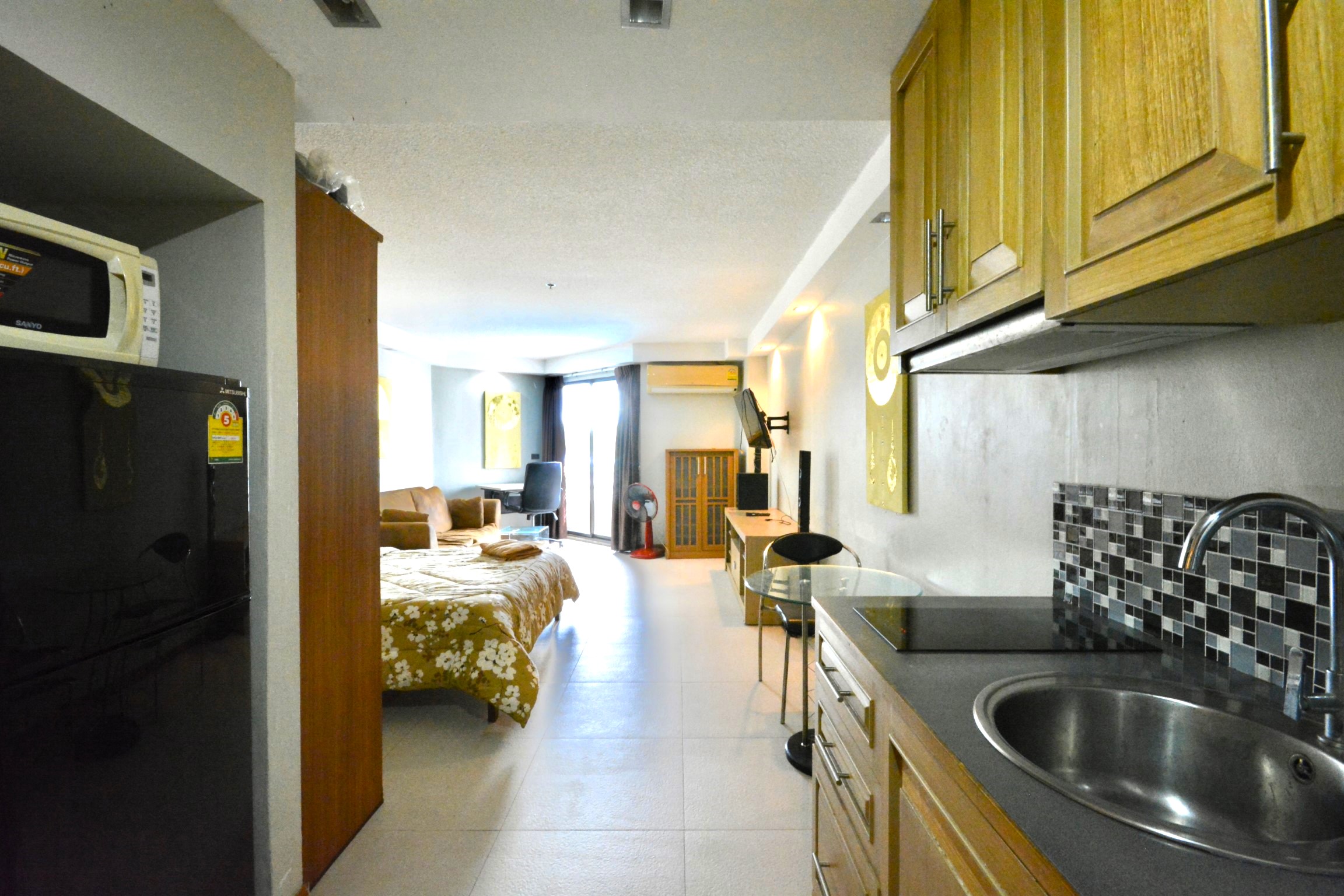 FLASH SALE! Pool View Studio at Angket Condo: Price Slashed by 250,000 THB! (Guaranteed Owner Finance) WAS 1.7 Million THB. NOW JUST 1.45 Million THB. 10