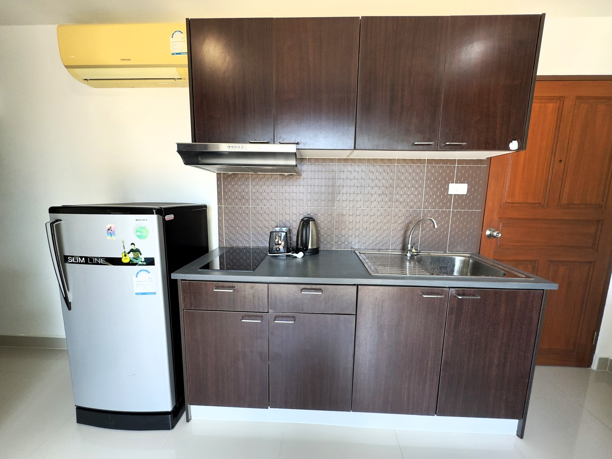 Beach Mountain 6/F2 STUDIO · 1 BATH · 31 SQ M · 1 BALCONY 3