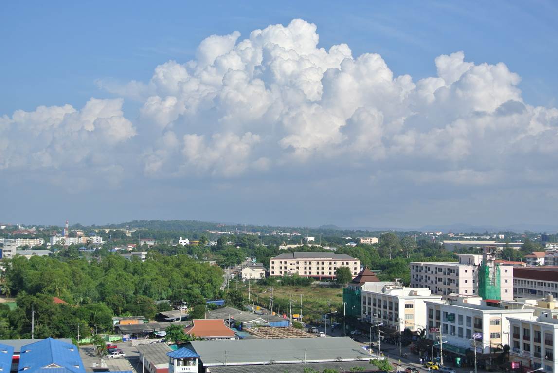 Angket/F11 LUXURY 1 BED · 1 BATH · 74 SQ M · LARGE BALCONY 18