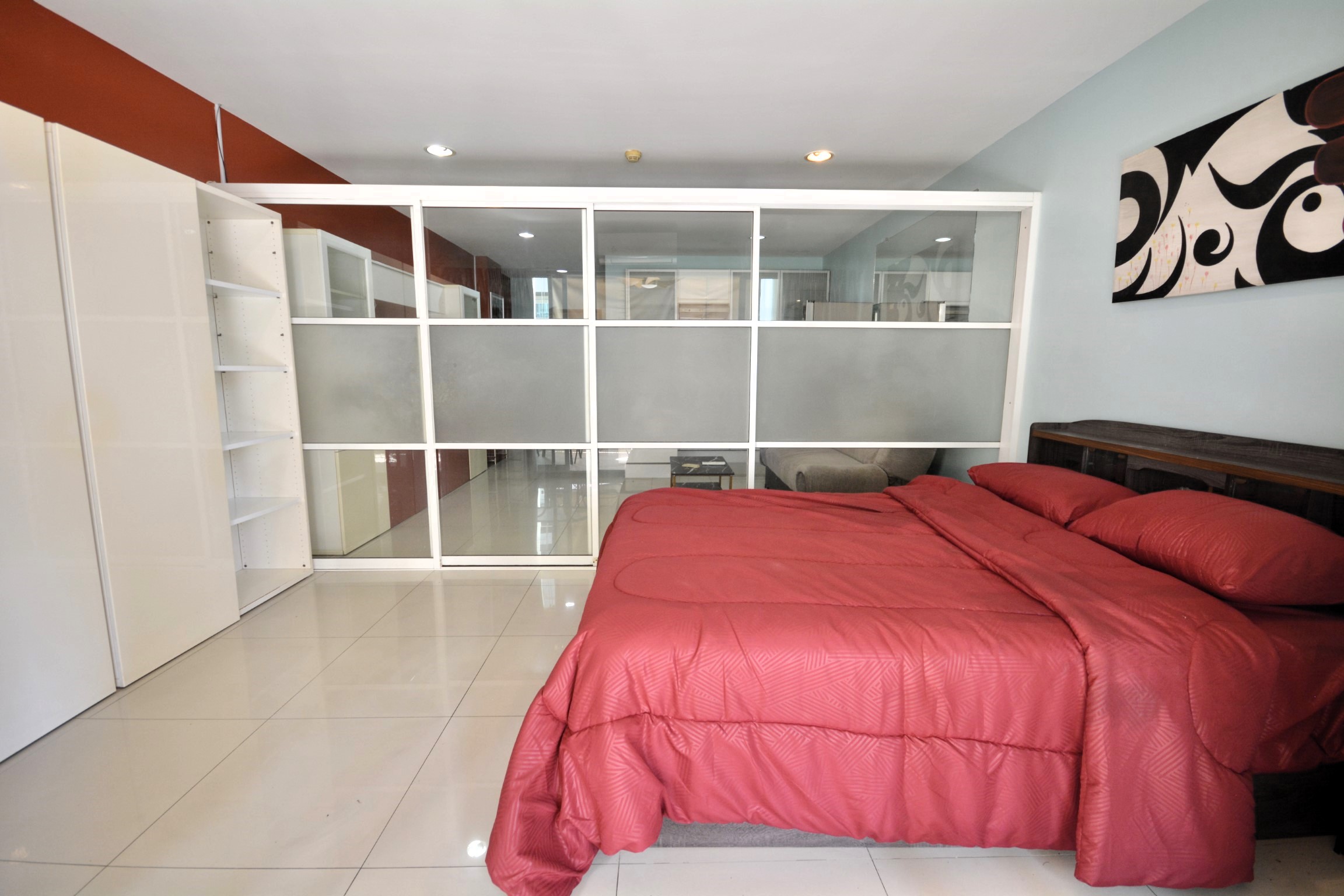 TW Platinum Suites/F4 1 BED · 1 BATH · 52 SQ M · 1 BALCONY 19