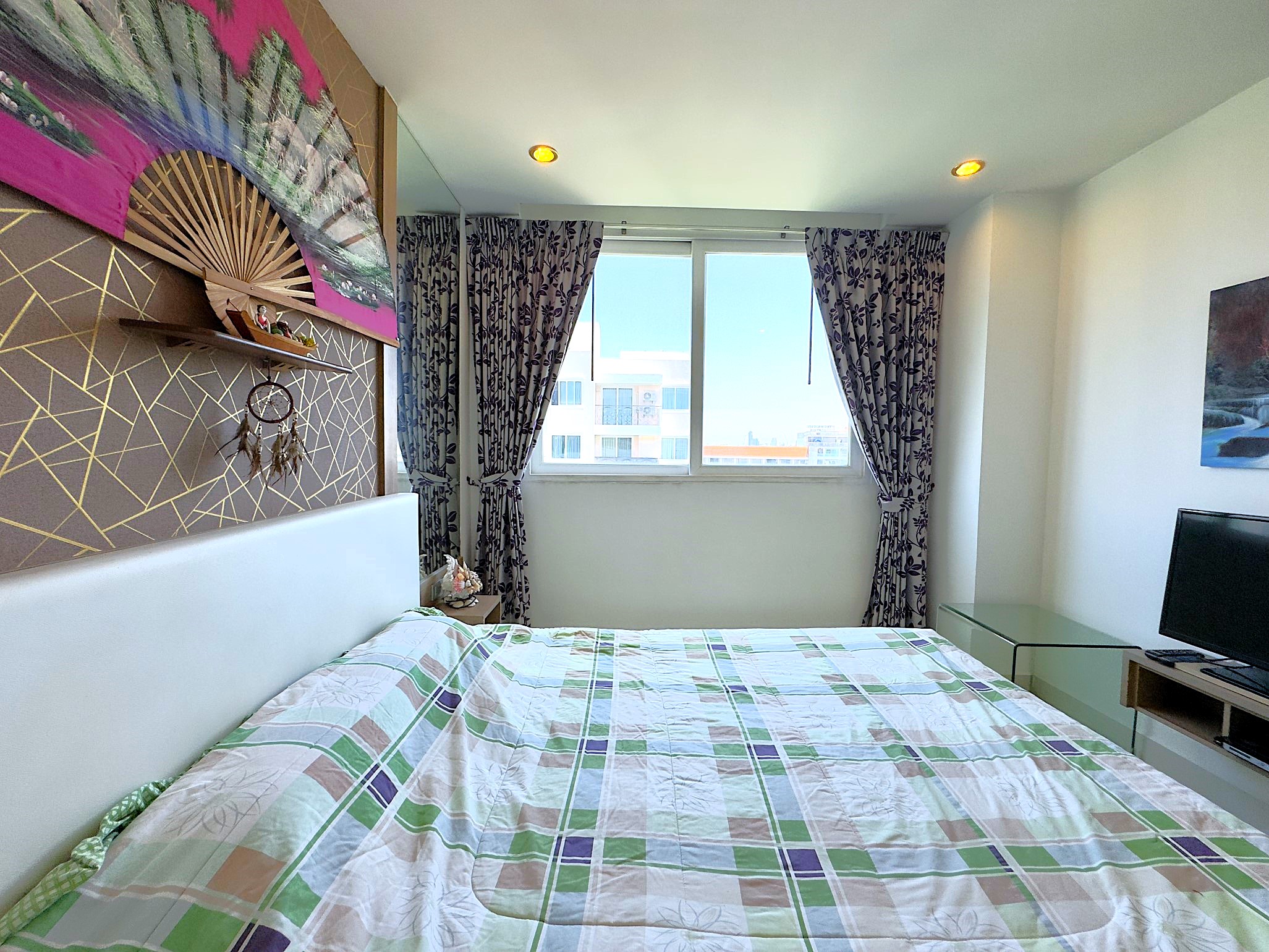 One Bedroom 35sqm Condo in Amazon Residence Jomtien 600 Meters from Beach 9