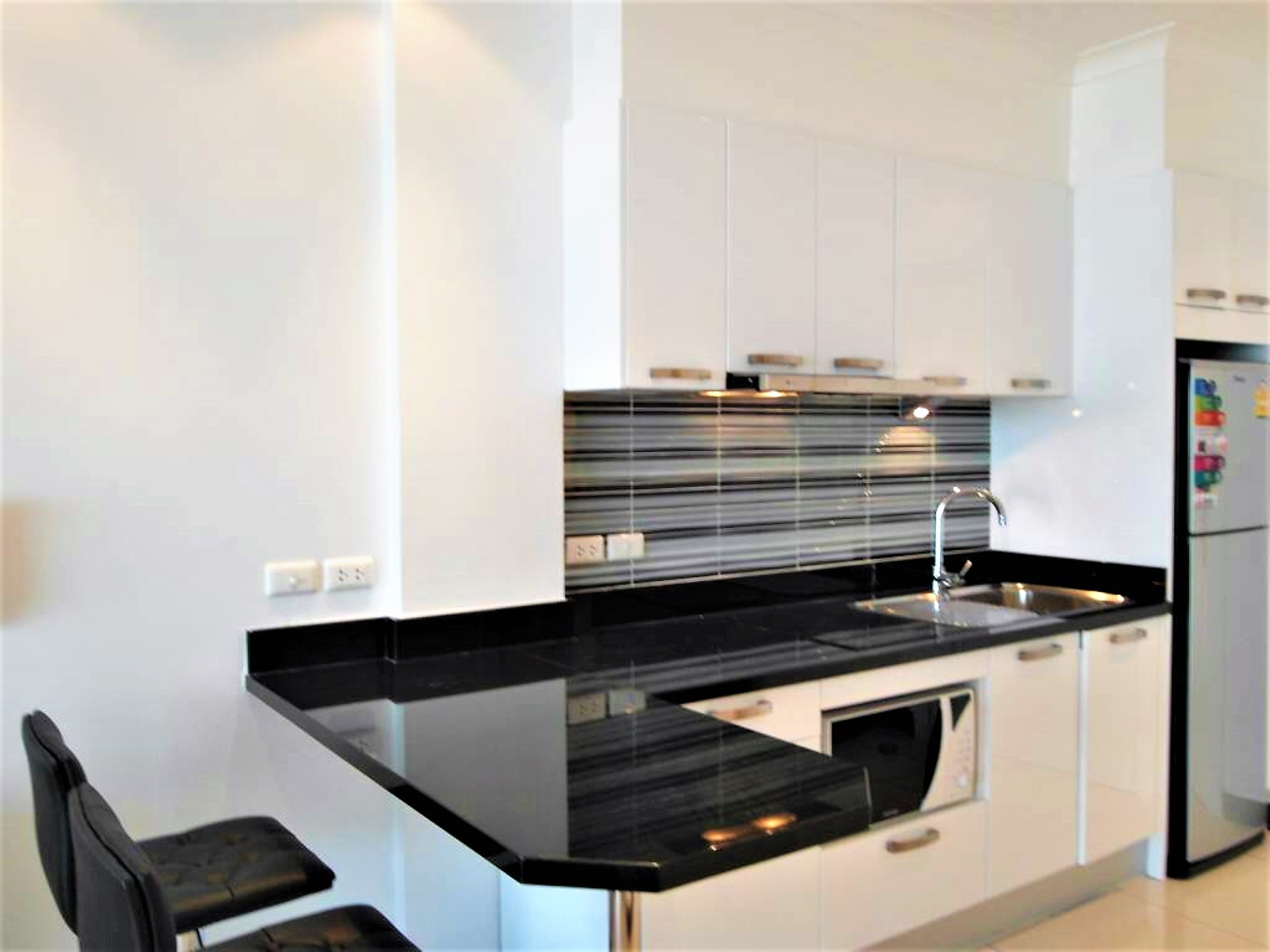 View Talay 8/F25 LARGE LUXURY STUDIO · 1 BATH · 48 SQ M · 1 BALCONY · FANTASTIC SEA VIEW 6