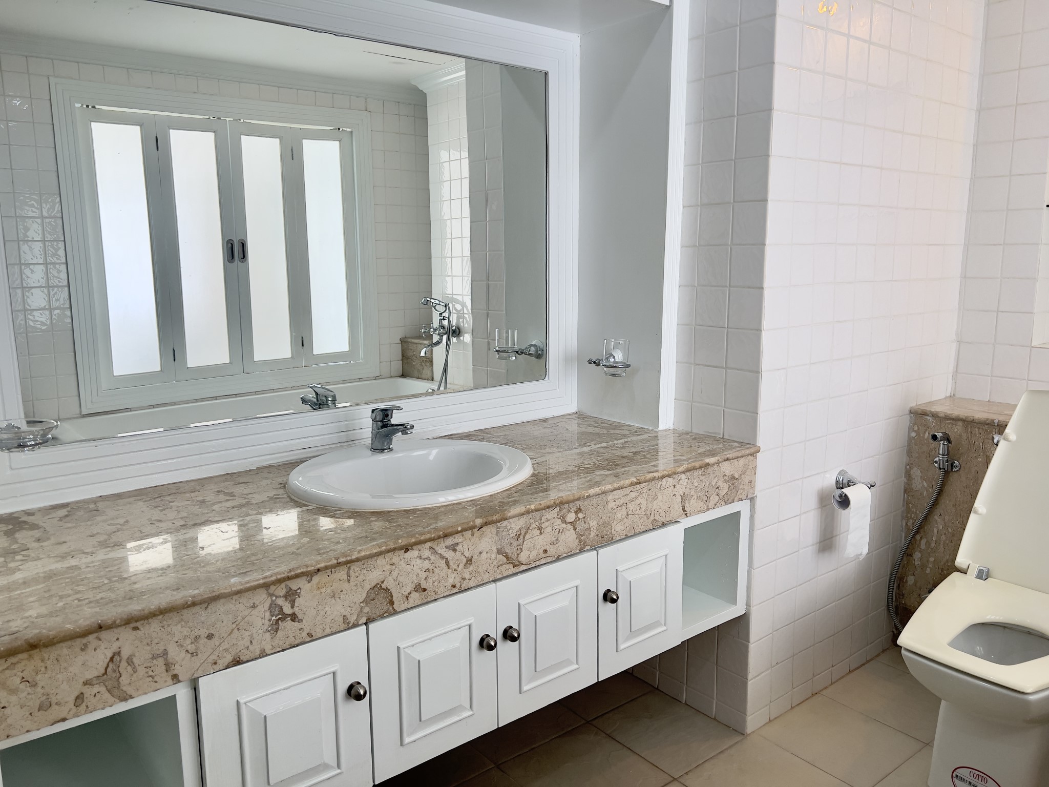 Peak Condo/F5 1 BED · 2 BATH · 105 SQ M · 1 BALCONY · CORNER CONDO · SEA VIEW 16
