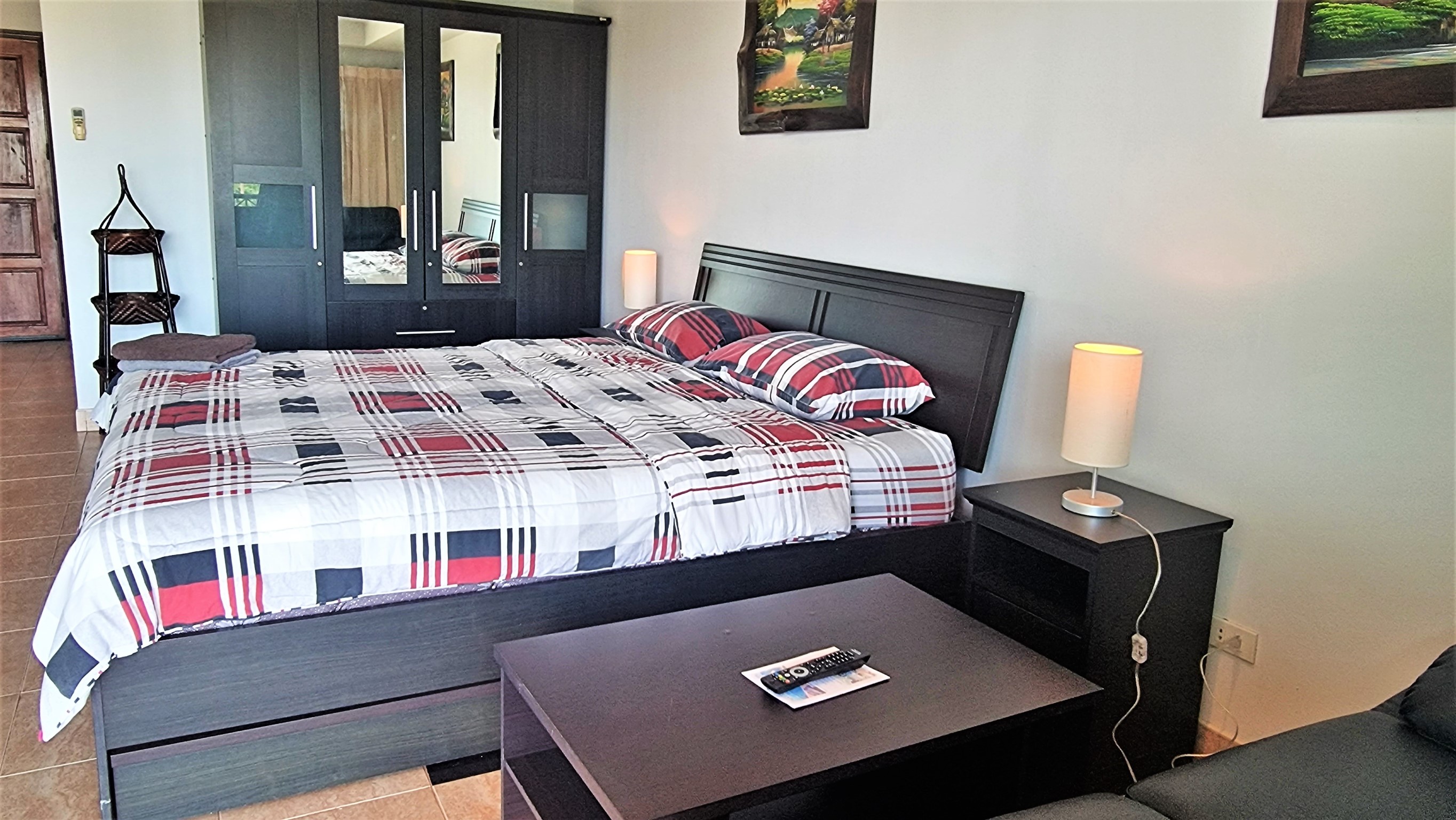 The Residence/F7 LARGE STUDIO · 1 BATH · 52 SQ M · BALCONY 7