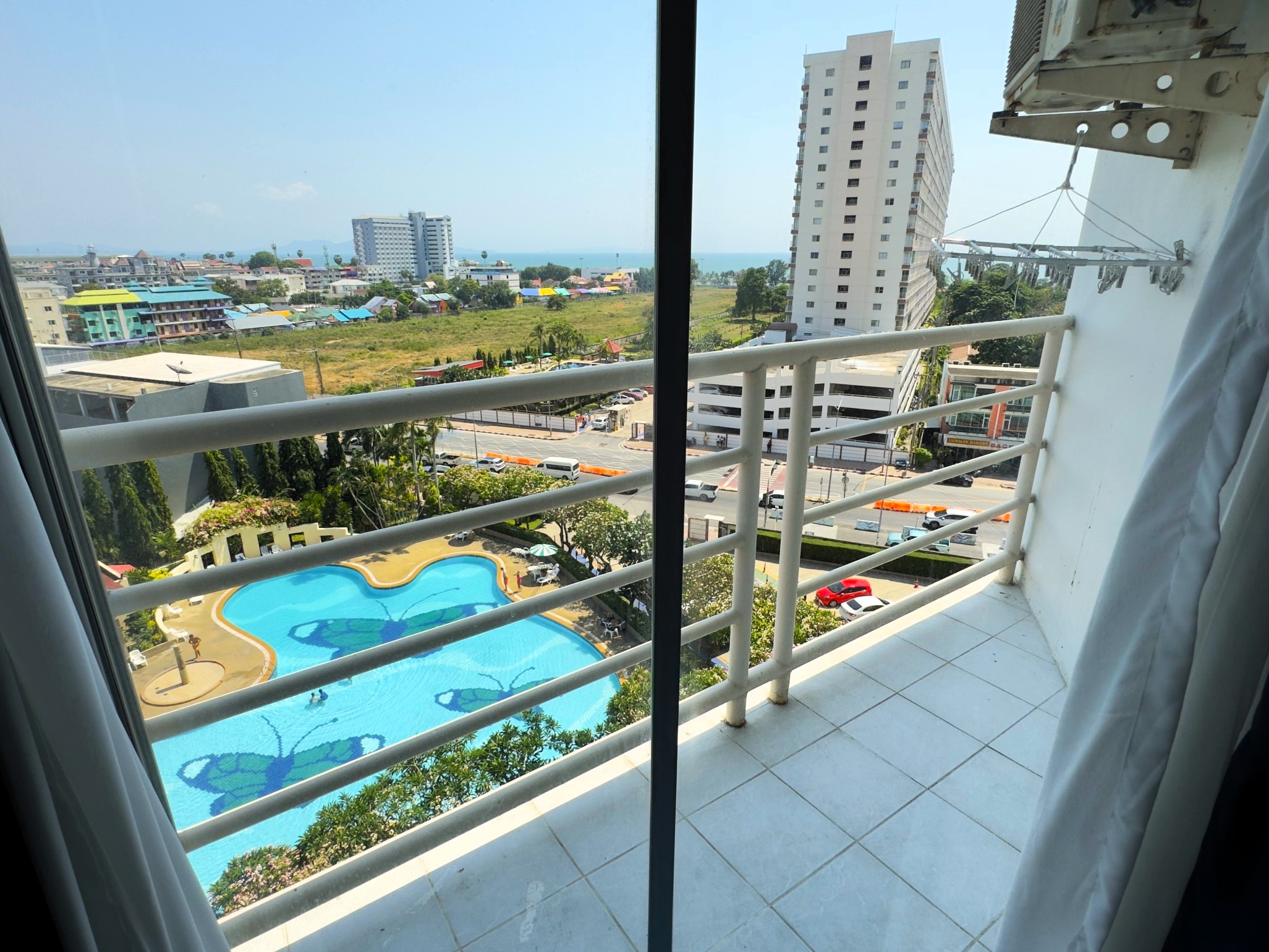 Jomtien Beach Condominium/A1/F8 STUDIO · 1 BATH · 30 SQ M · 1 BALCONY · POOL VIEW