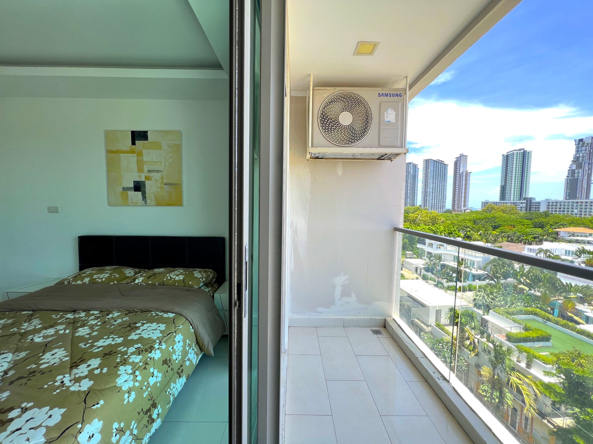 Laguna Beach Resort 3/F8 STUDIO · 1 BATH · 25 SQ M · 1 BALCONY 15