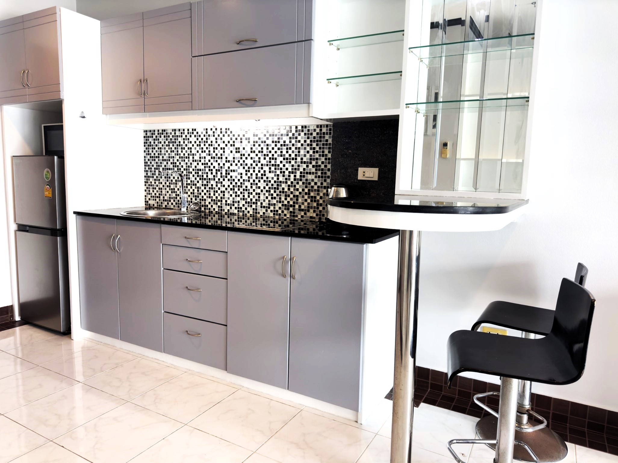 View Talay 8/F8 LARGE LUXURY STUDIO · 1 BATH · 48 SQ M · 1 BALCONY · FANTASTIC SEA VIEW 5