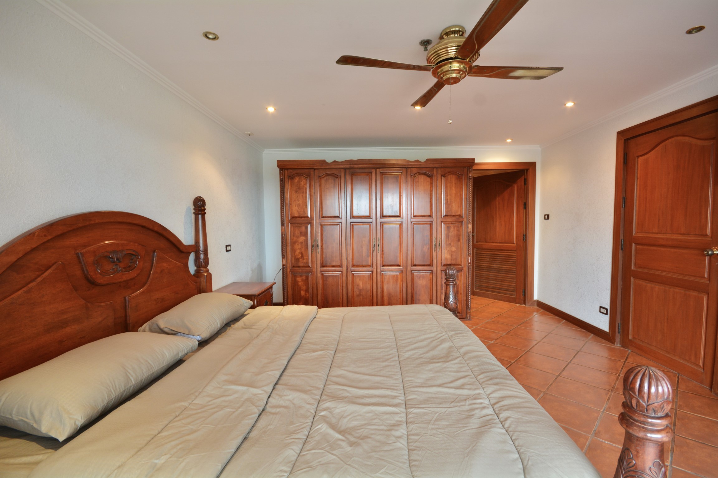 Angket/F7 1 BED · 2 BATH · 108 SQ M · 1 BALCONY · POOL VIEW 19
