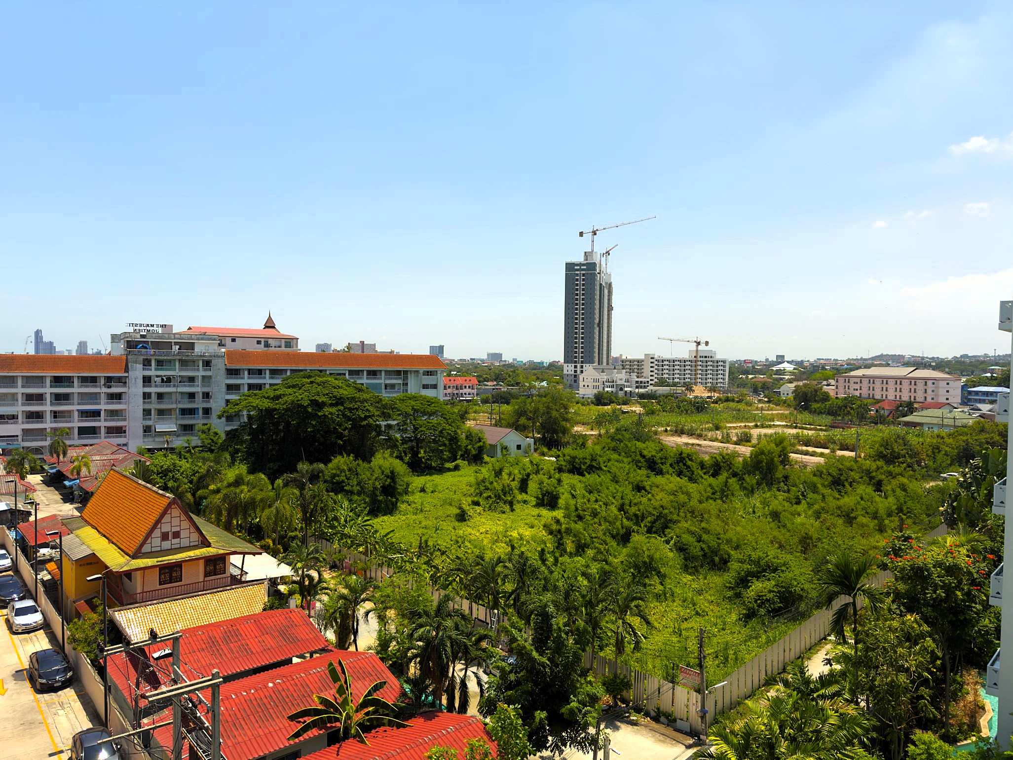 One Bedroom 35sqm Condo in Amazon Residence Jomtien 600 Meters from Beach 14