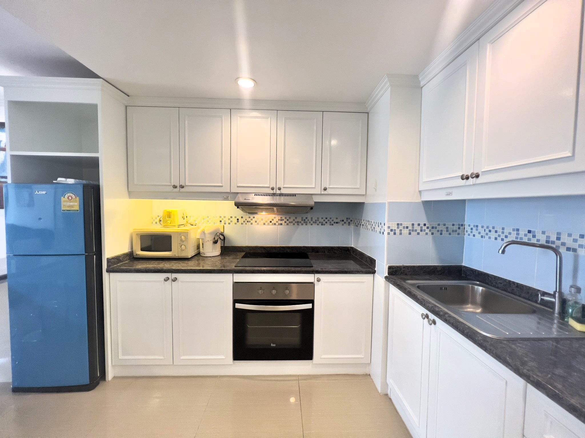 Jomtien Beach Condominium/S1/F16 1 BED · 1 BATH · 68 SQ M · 2 BALCONIES · SEA VIEW 8